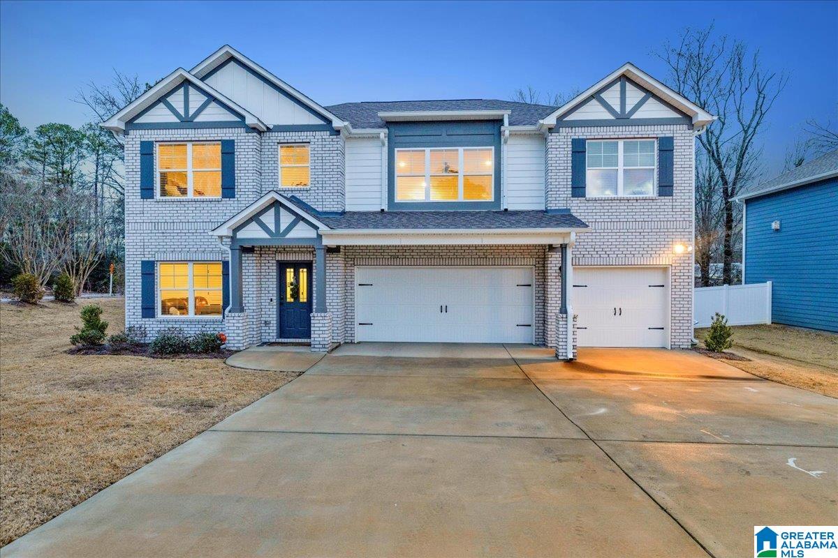 1404 N WYNLAKE DRIVE