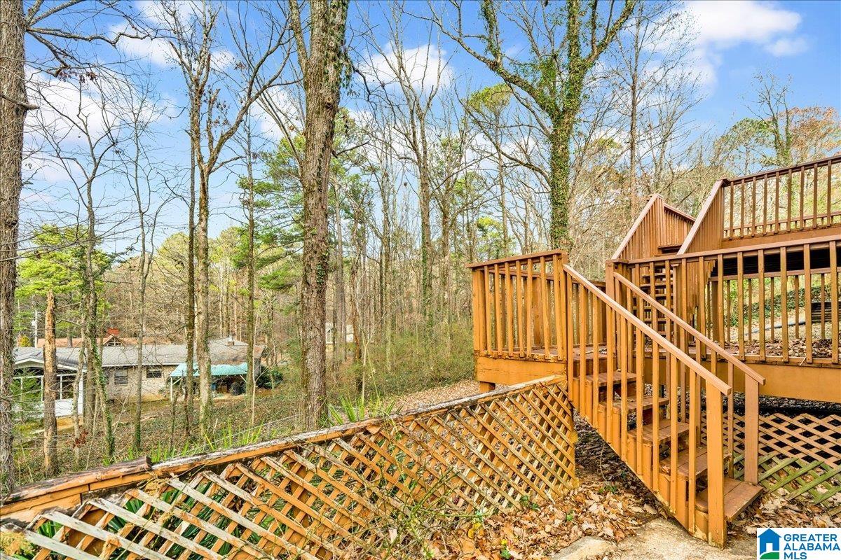 210 CANDLELIGHT LANE