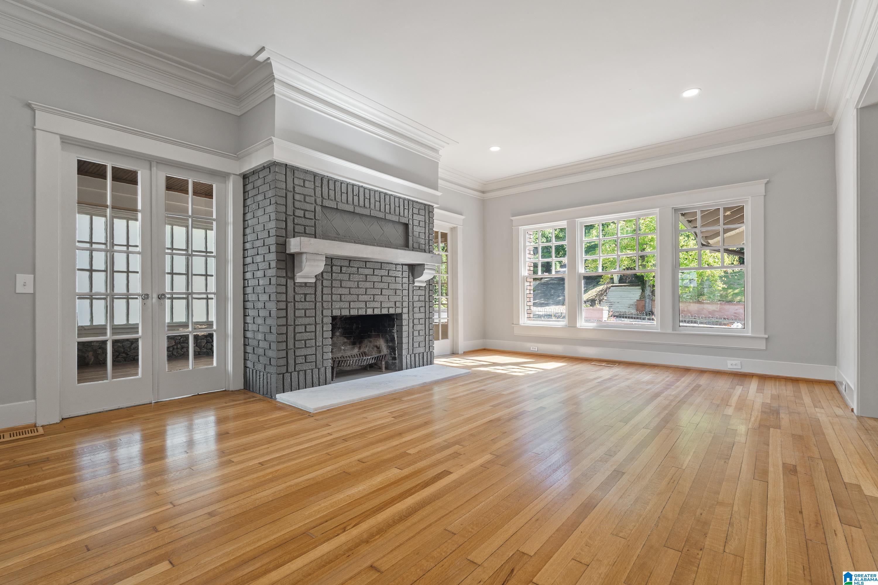 1514 MILNER CRESCENT