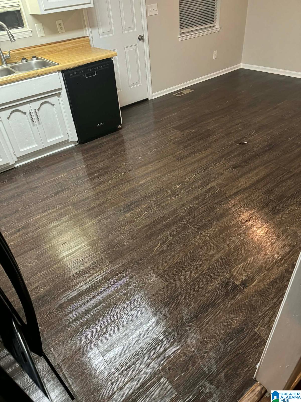 6324 STONEHAVEN LANE