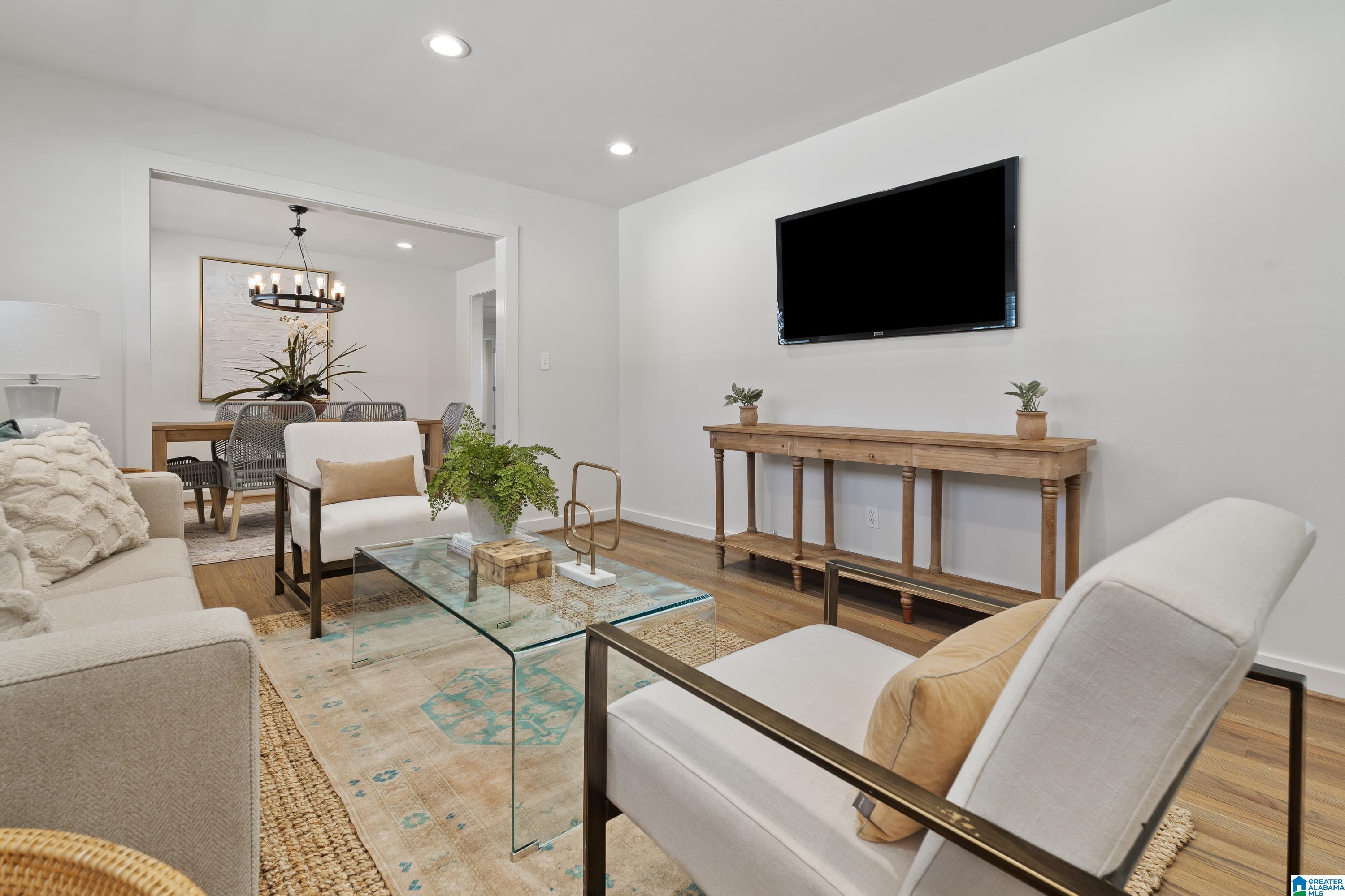 2129 RIDGEVIEW DRIVE