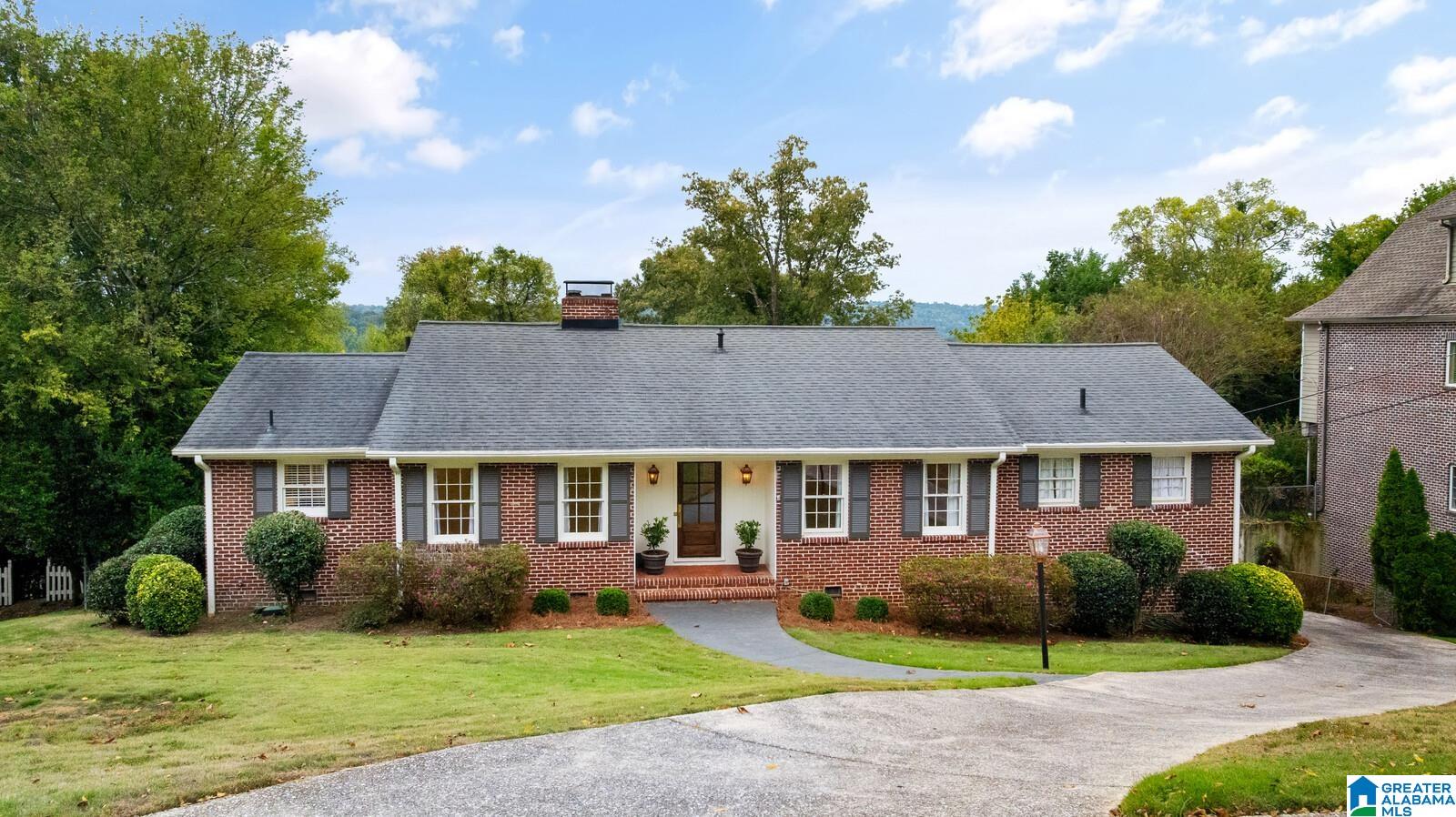 156 PEACHTREE ROAD
