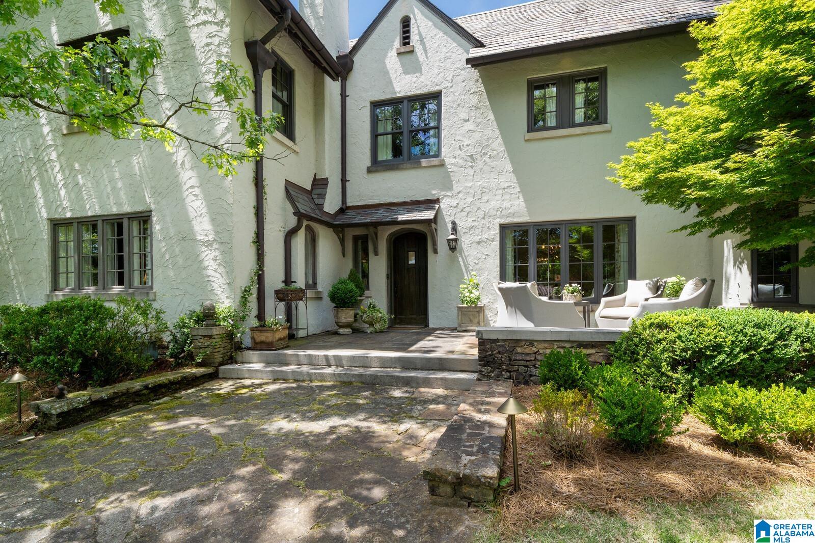2828 ARGYLE ROAD