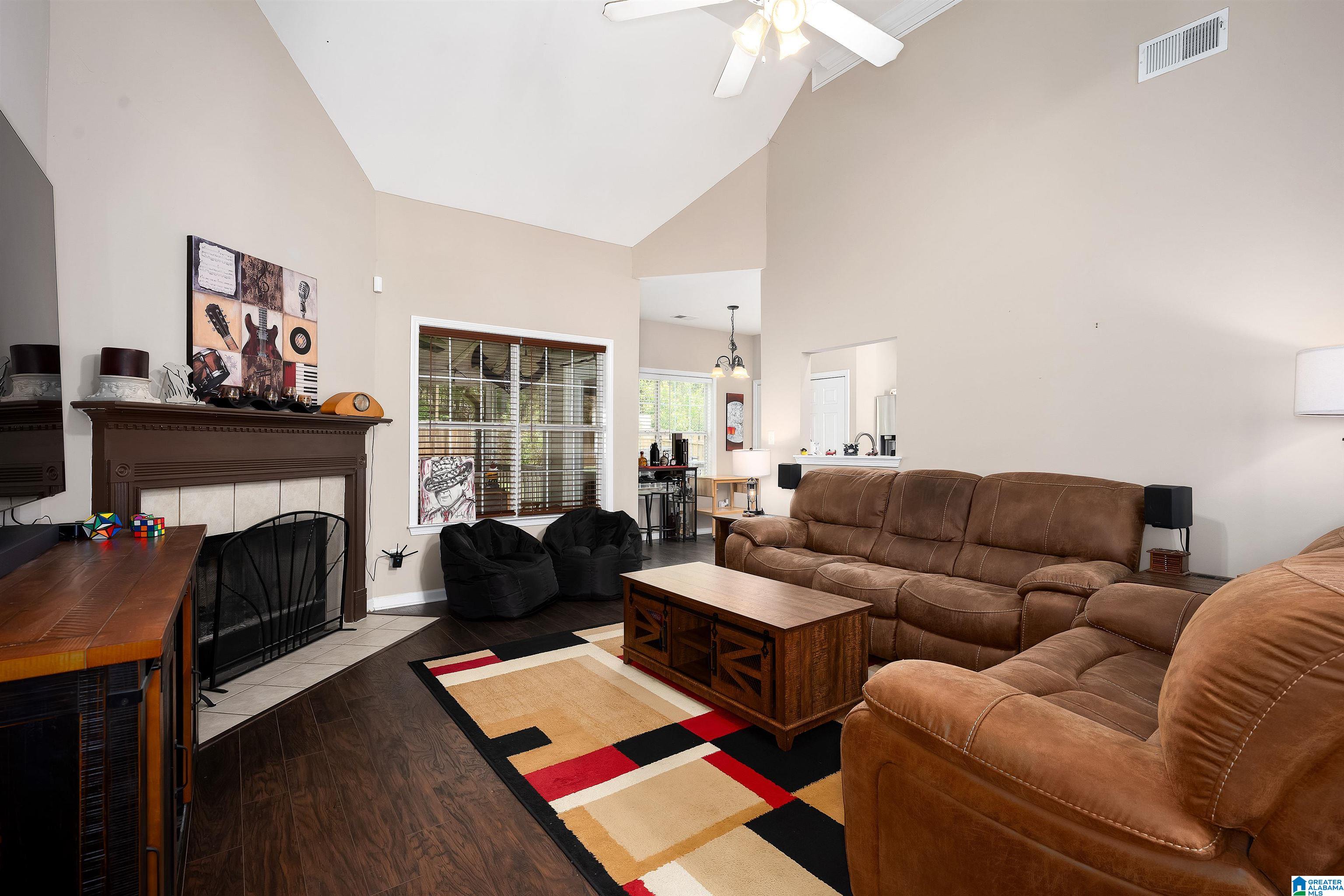 6054 FOREST LAKES COVE