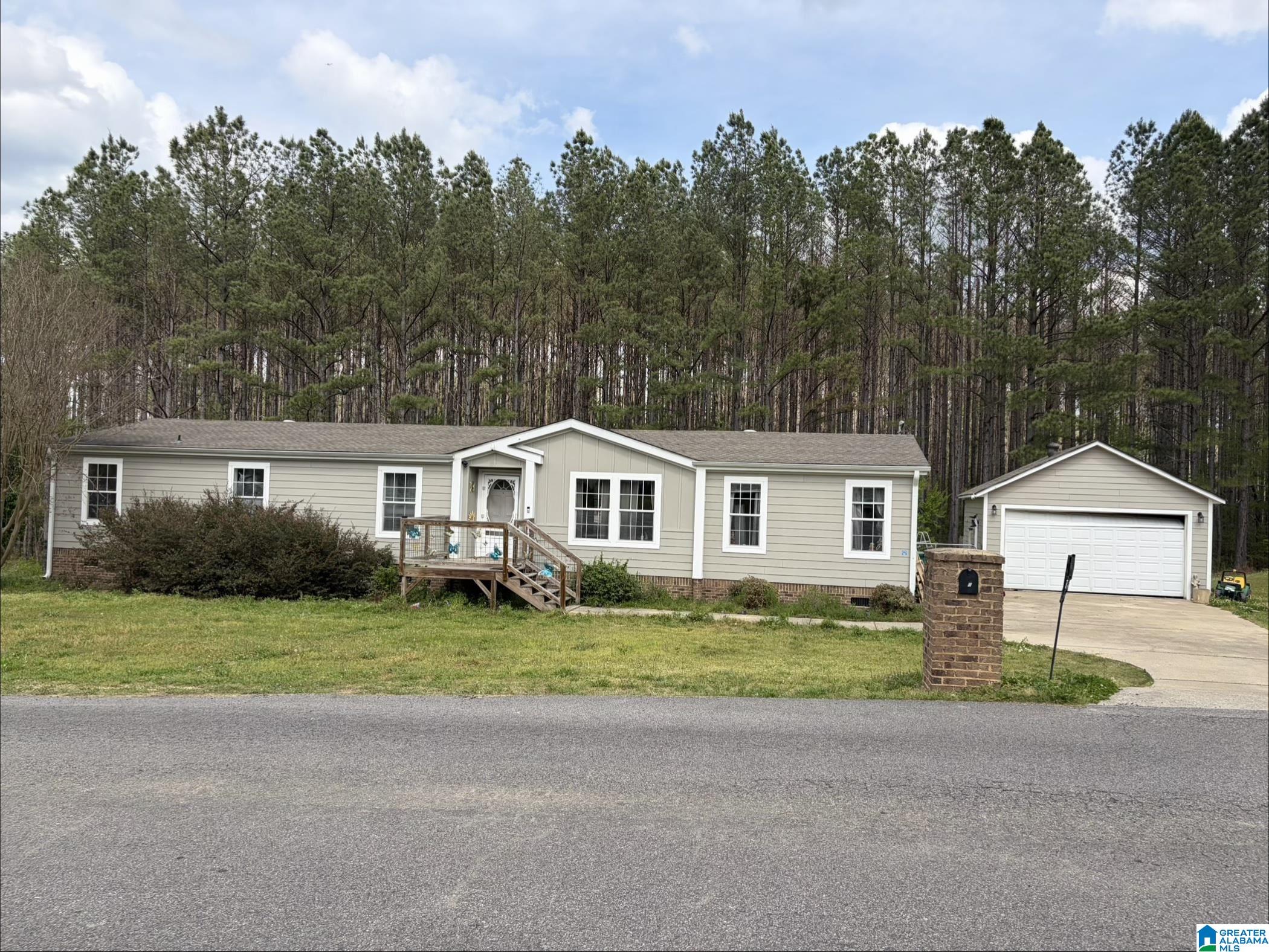 Photo 1 of 33 — 60 ABINGDON TRACE, ODENVILLE, AL 35120
