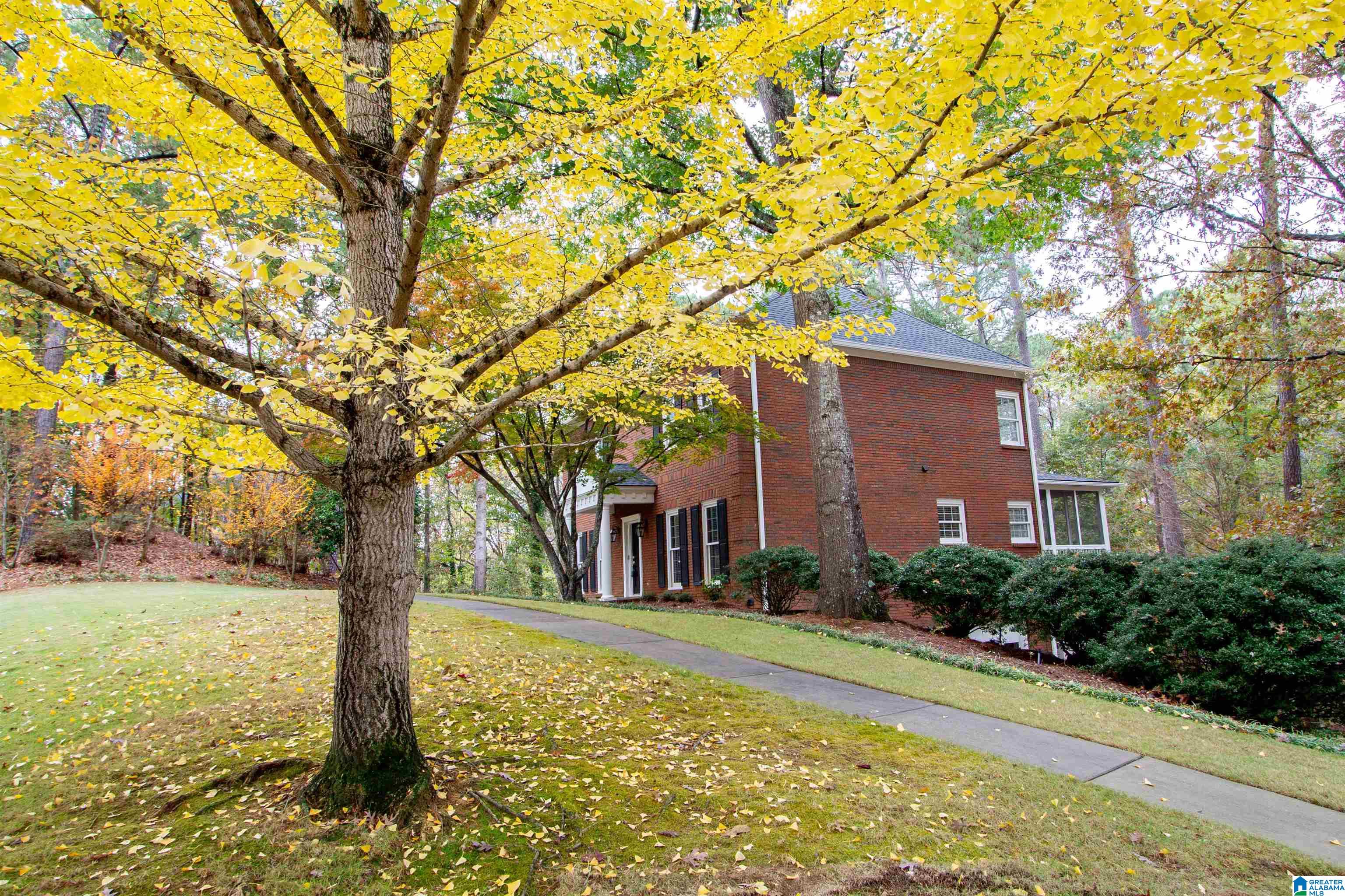 2100 RIVERINE OAKS PLACE