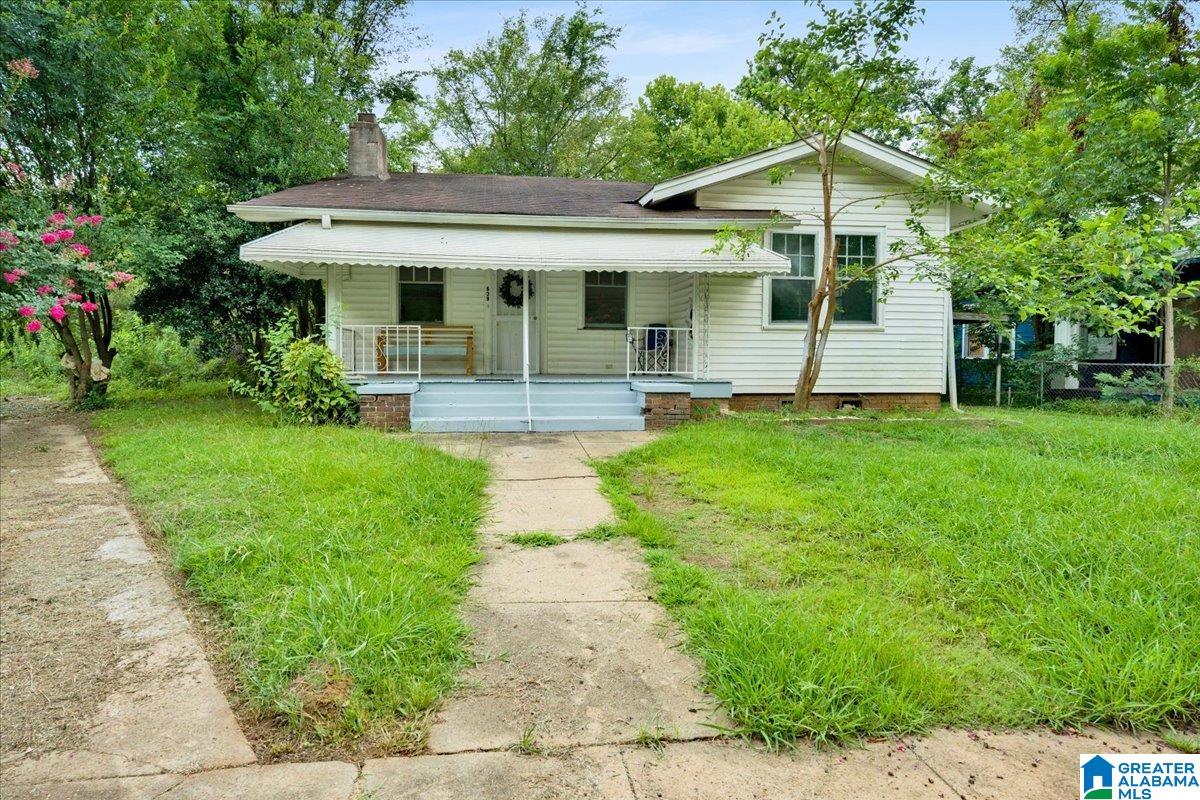 Photo 1 of 22 — 609 42ND STREET, FAIRFIELD, AL 35064
