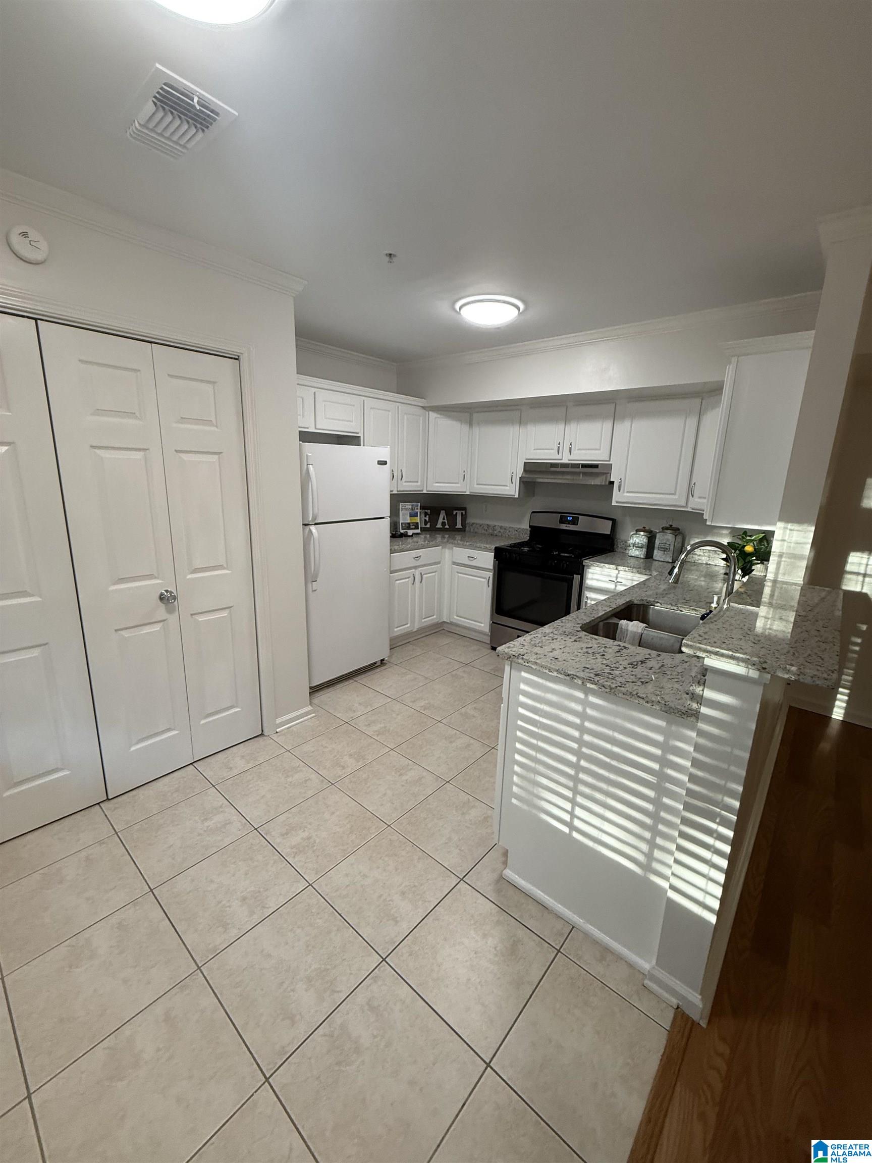 644 TREYMOOR LAKE CIRCLE