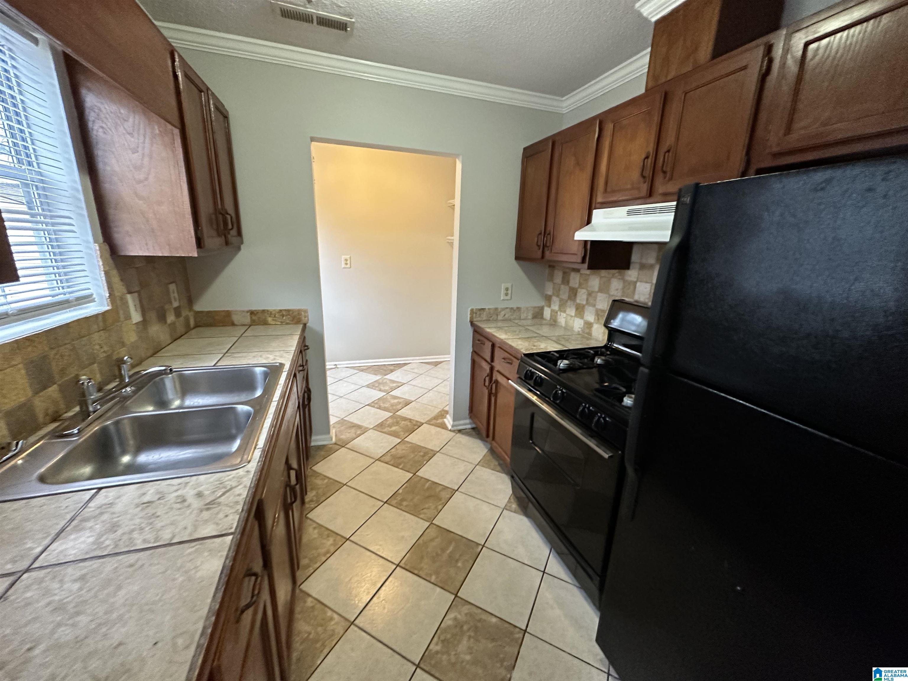 8076 WASHINGTON AVENUE