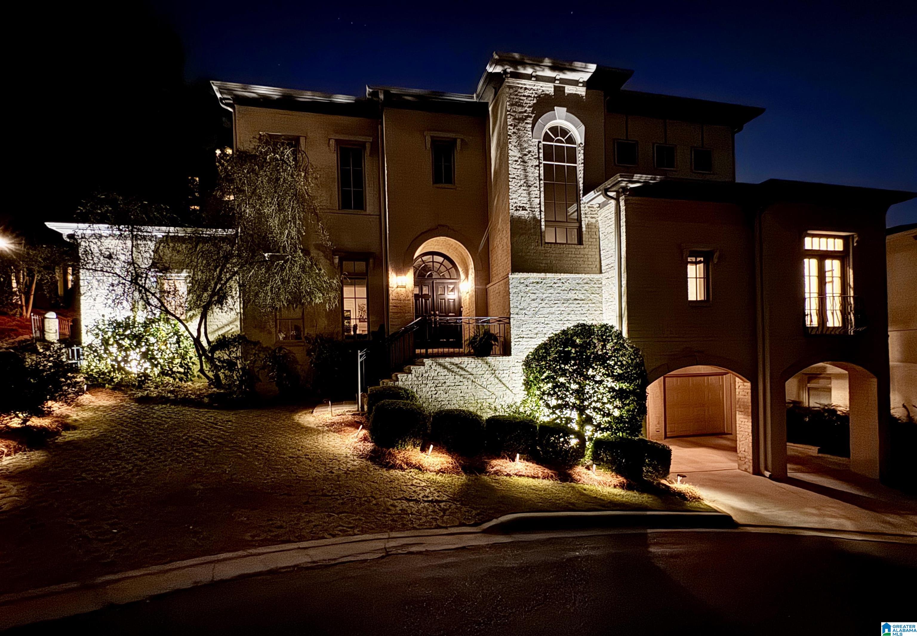 2944 REDMONT PARK LANE