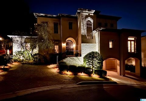 2944 REDMONT PARK LANE BIRMINGHAM AL 35205