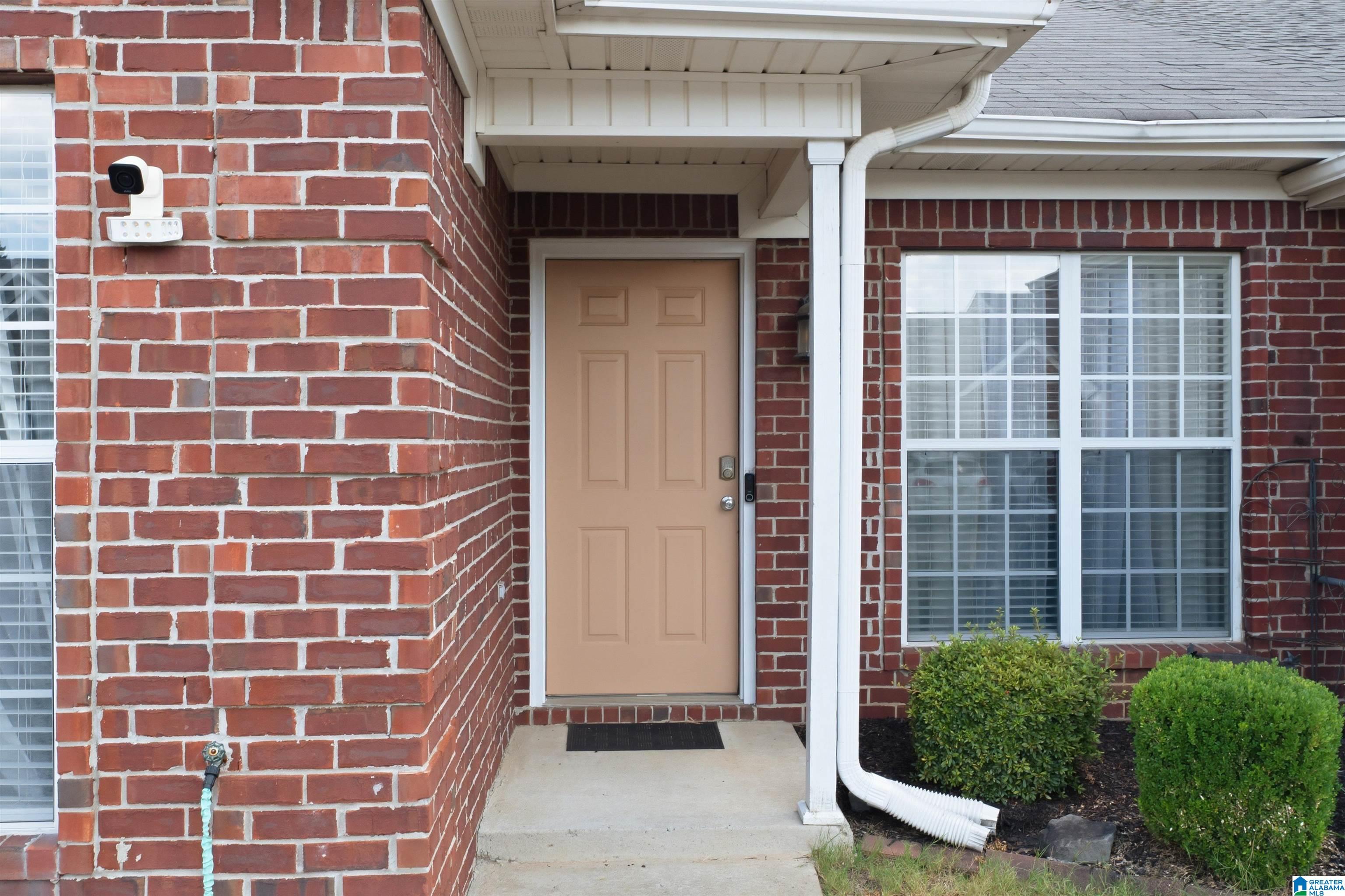 3065 SUMMIT LANE