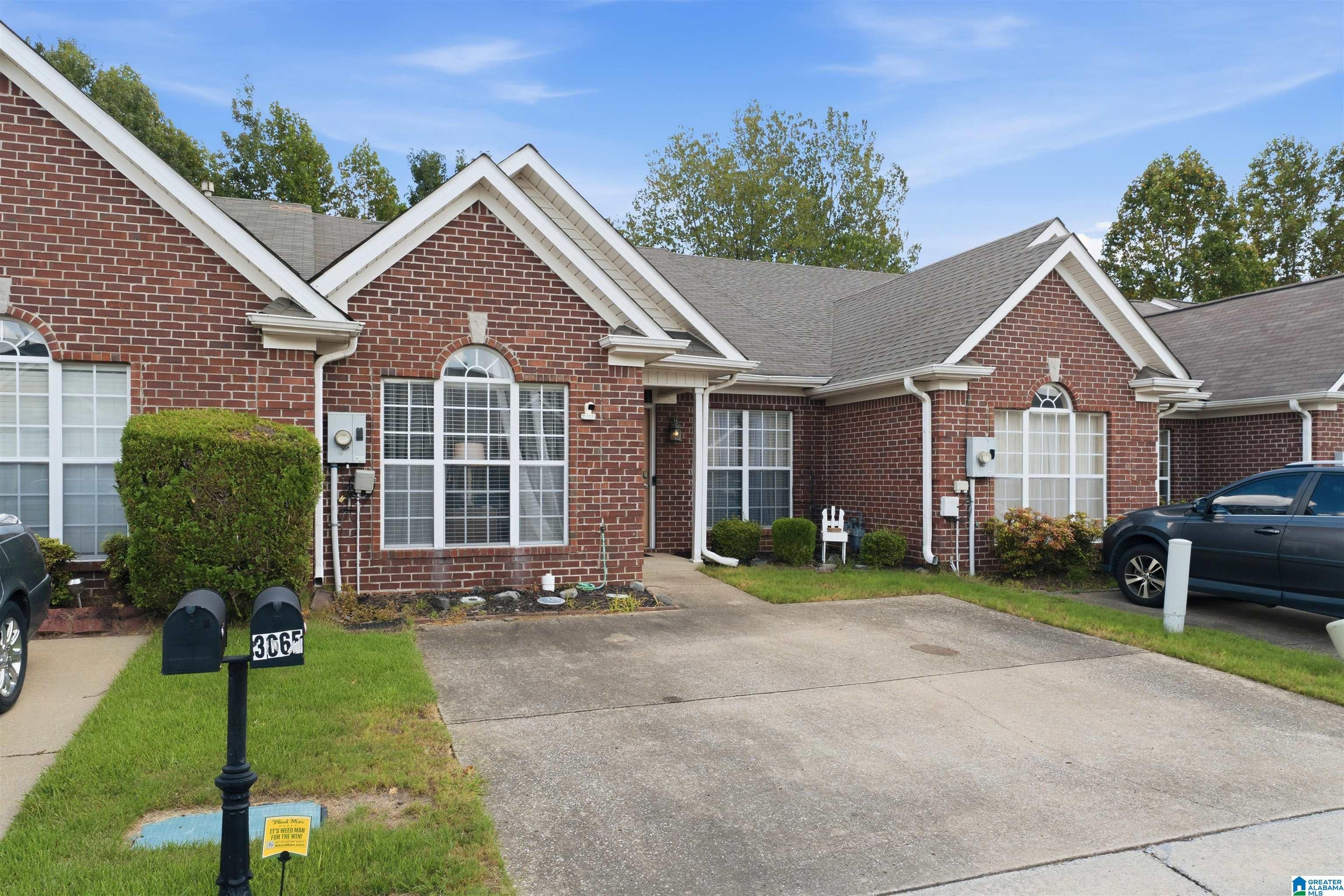 3065 SUMMIT LANE