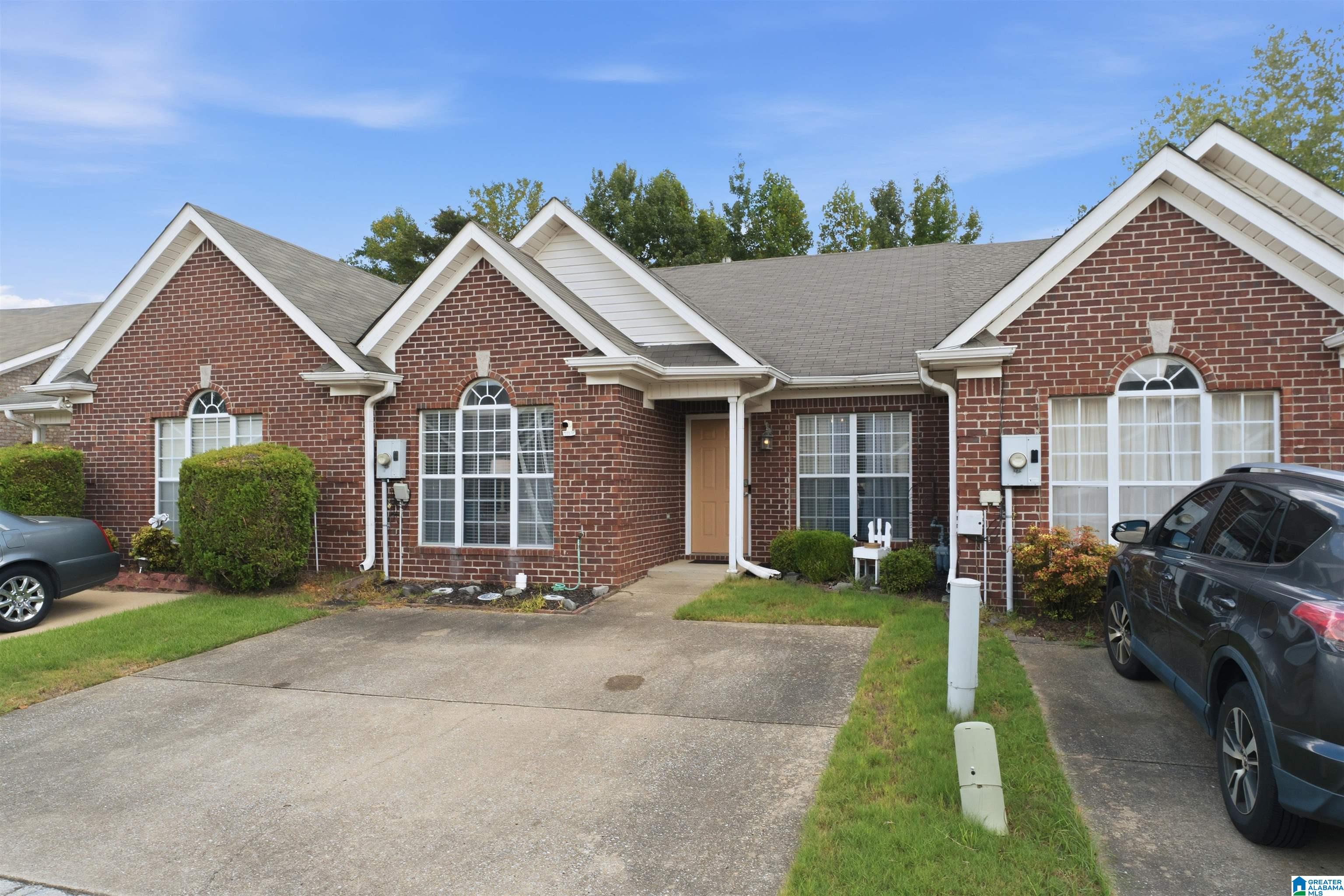 3065 SUMMIT LANE