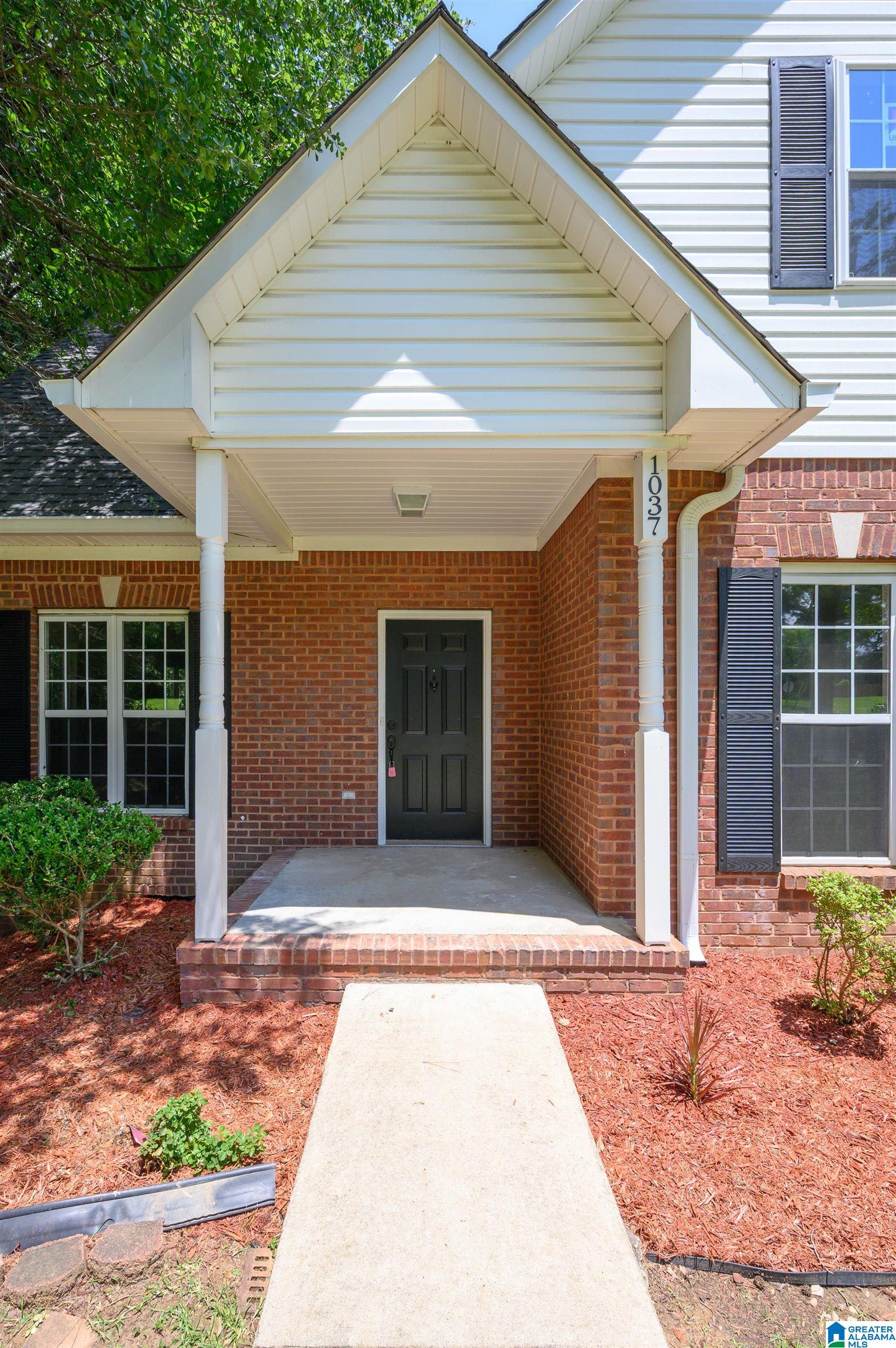 1037 9TH COURT