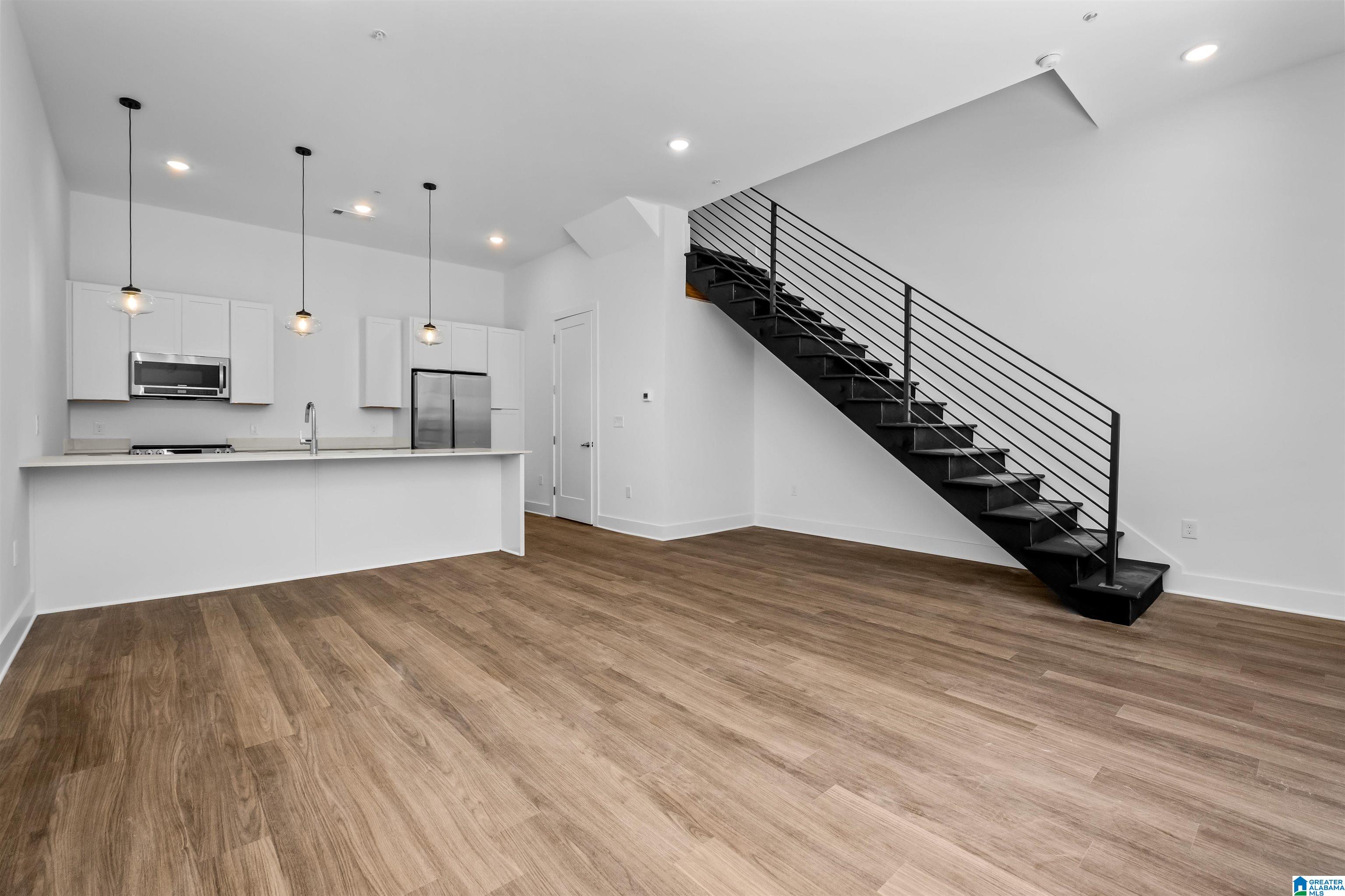 1329 S 4TH AVENUE 315
