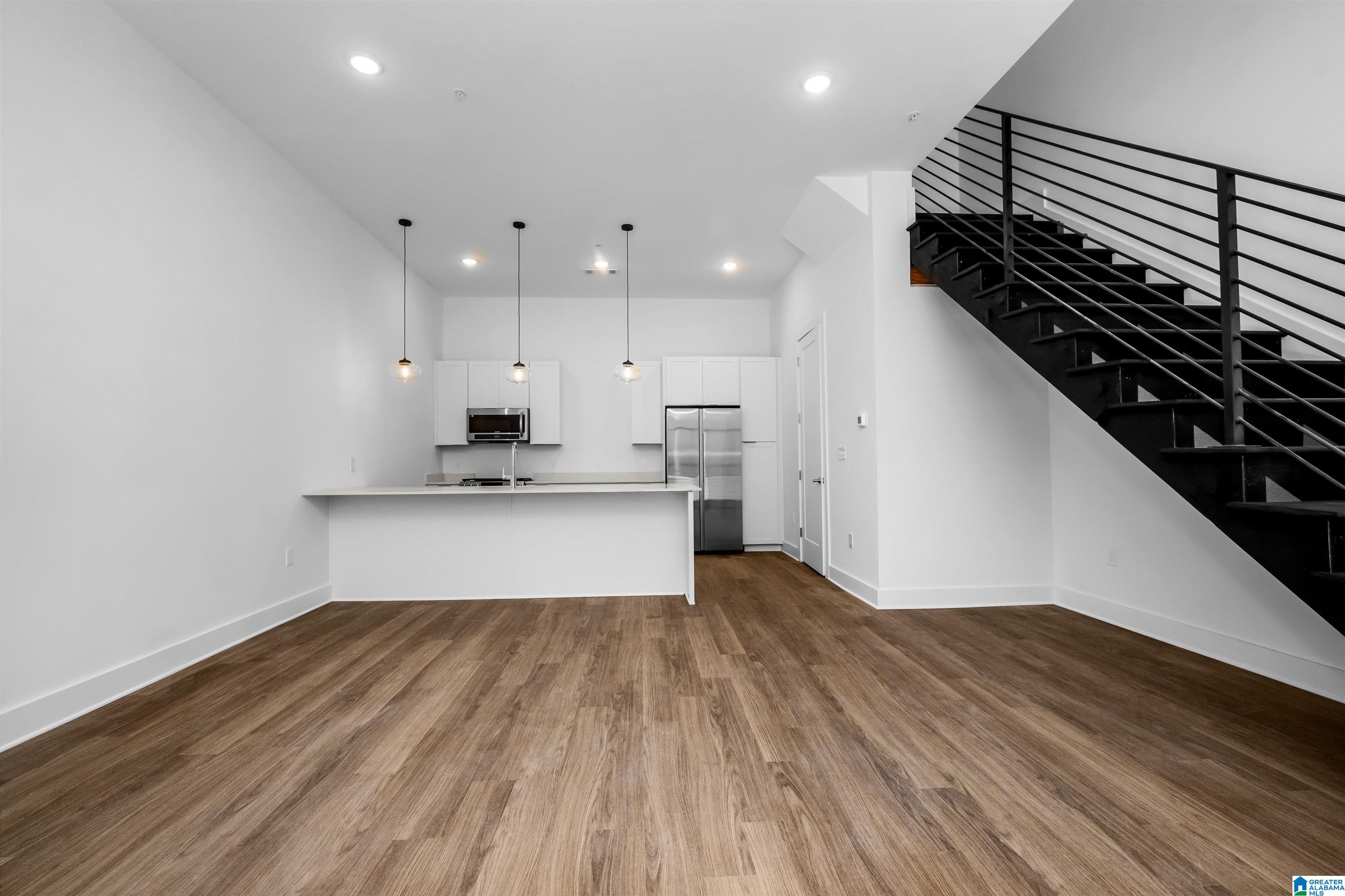 1329 S 4TH AVENUE 315