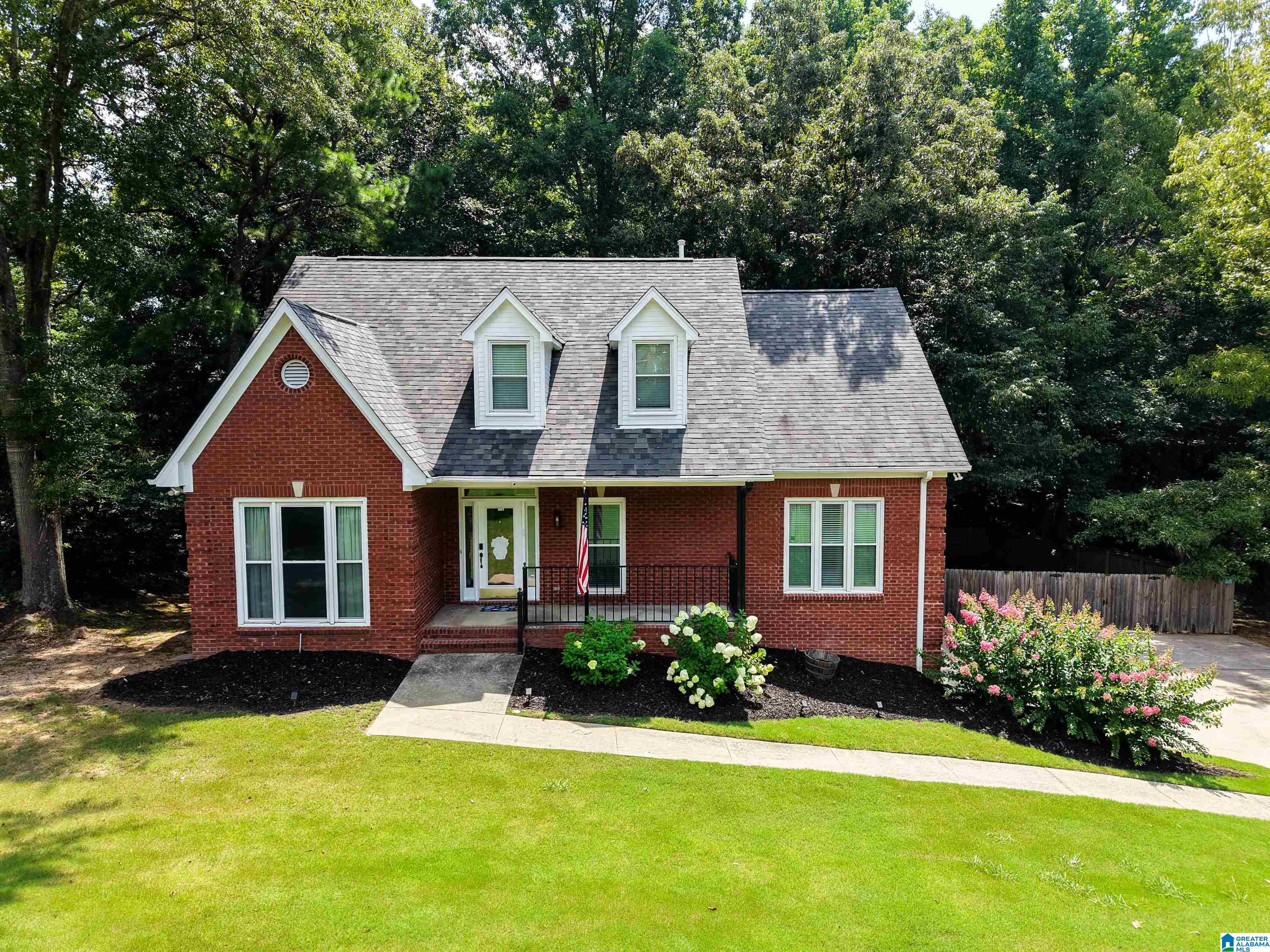 7838 LAURA STREET - Photo 2