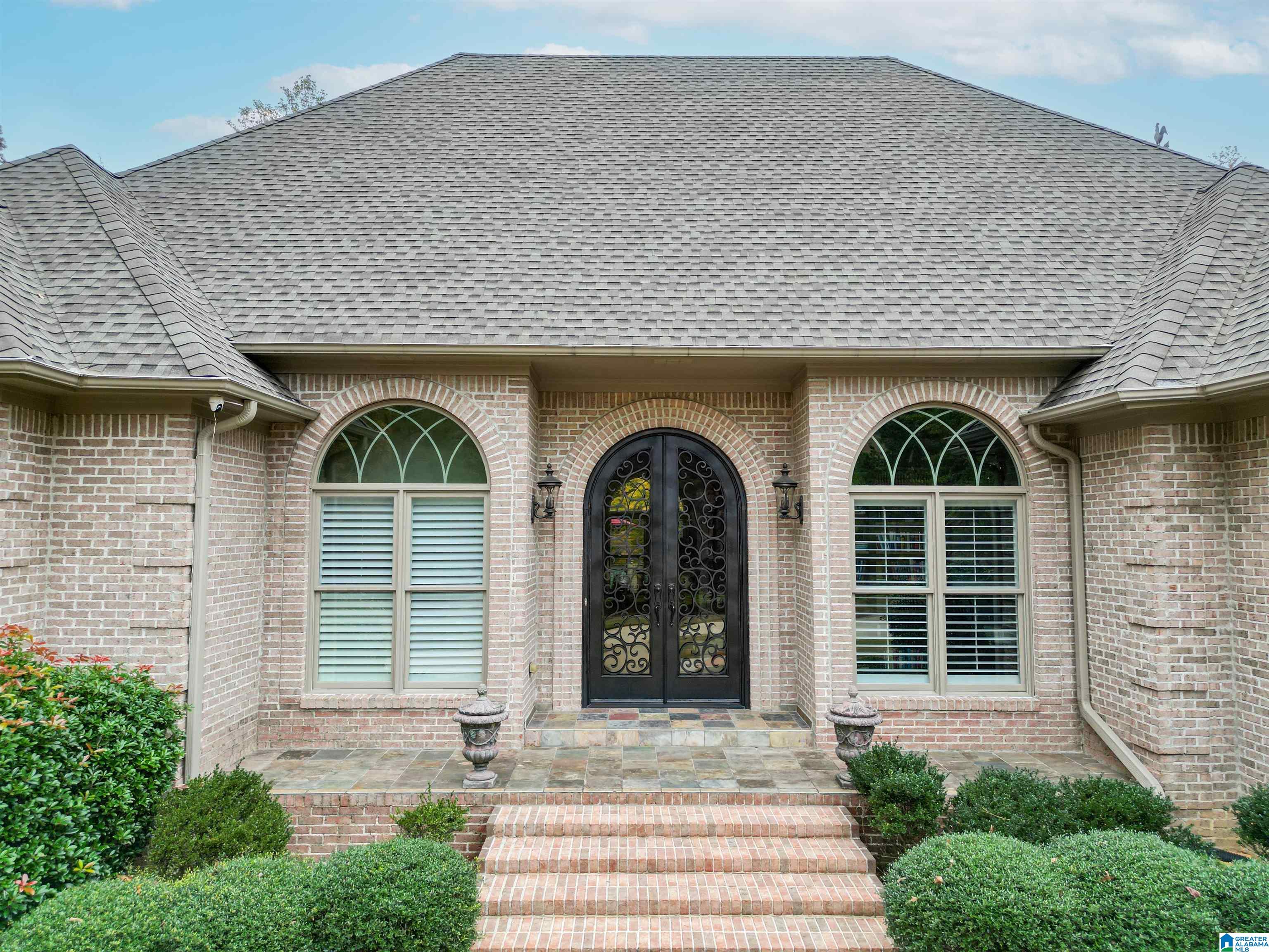 1 SQUIRES GLENN LANE