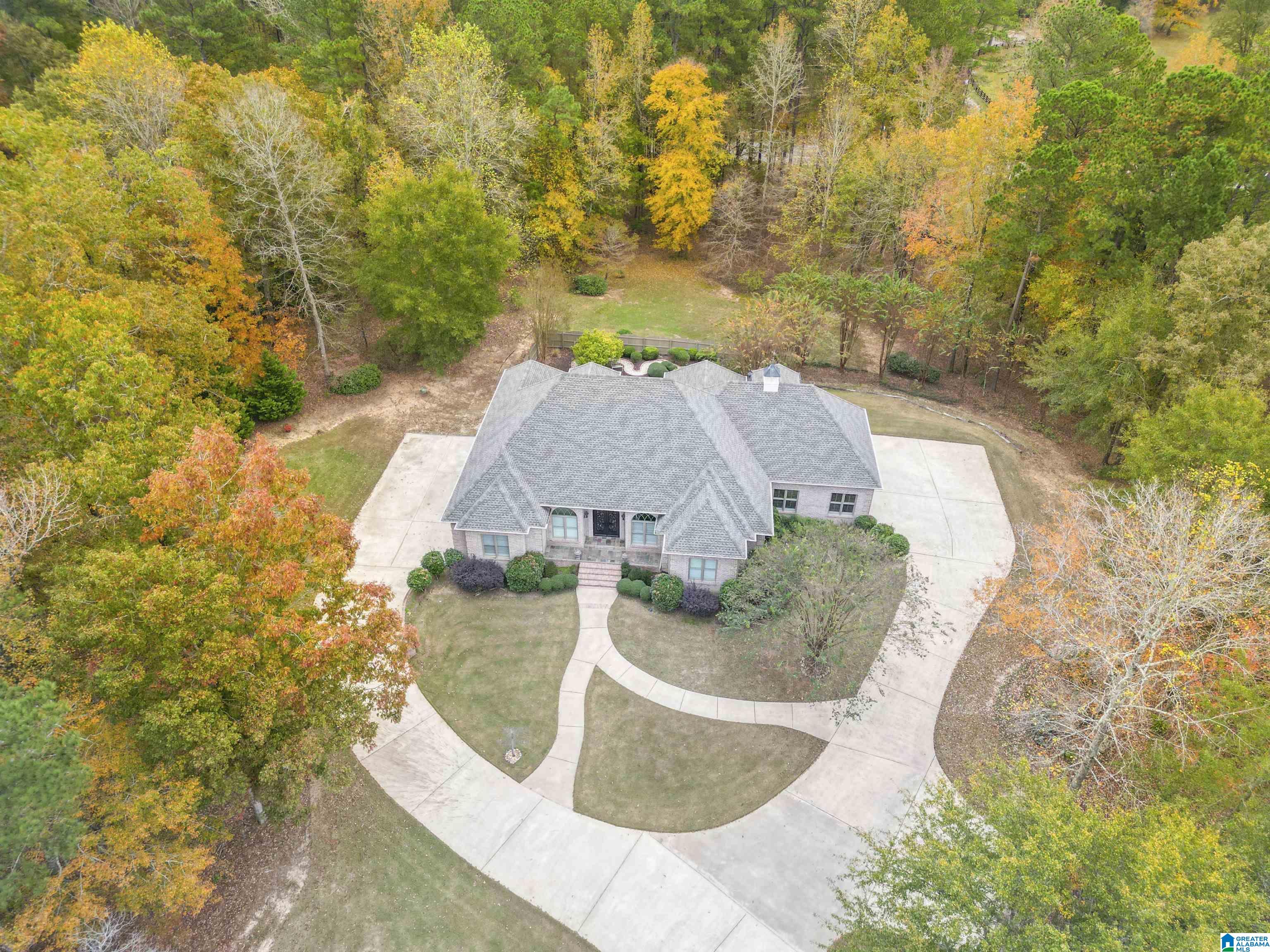 1 SQUIRES GLENN LANE