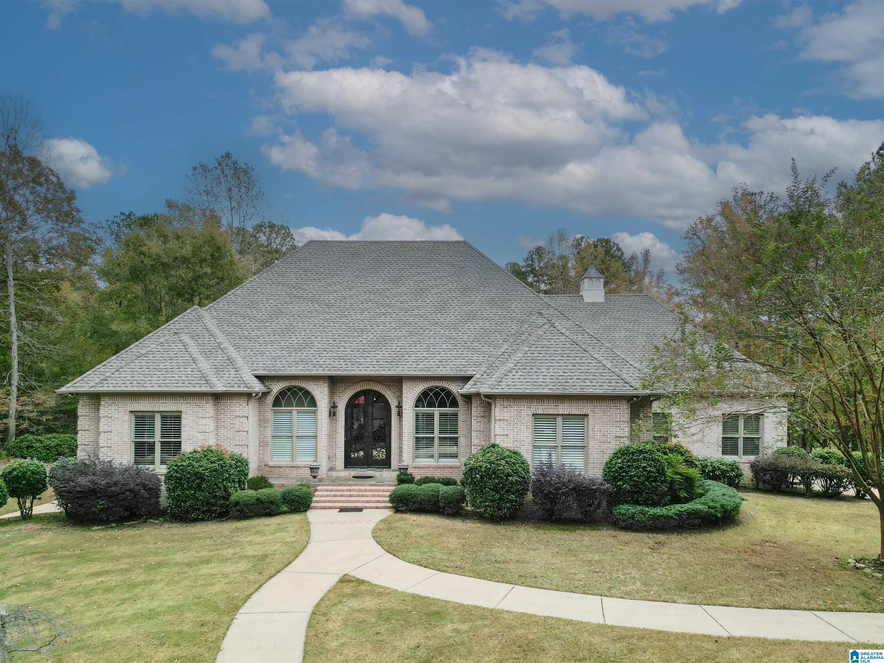 1 SQUIRES GLENN LANE