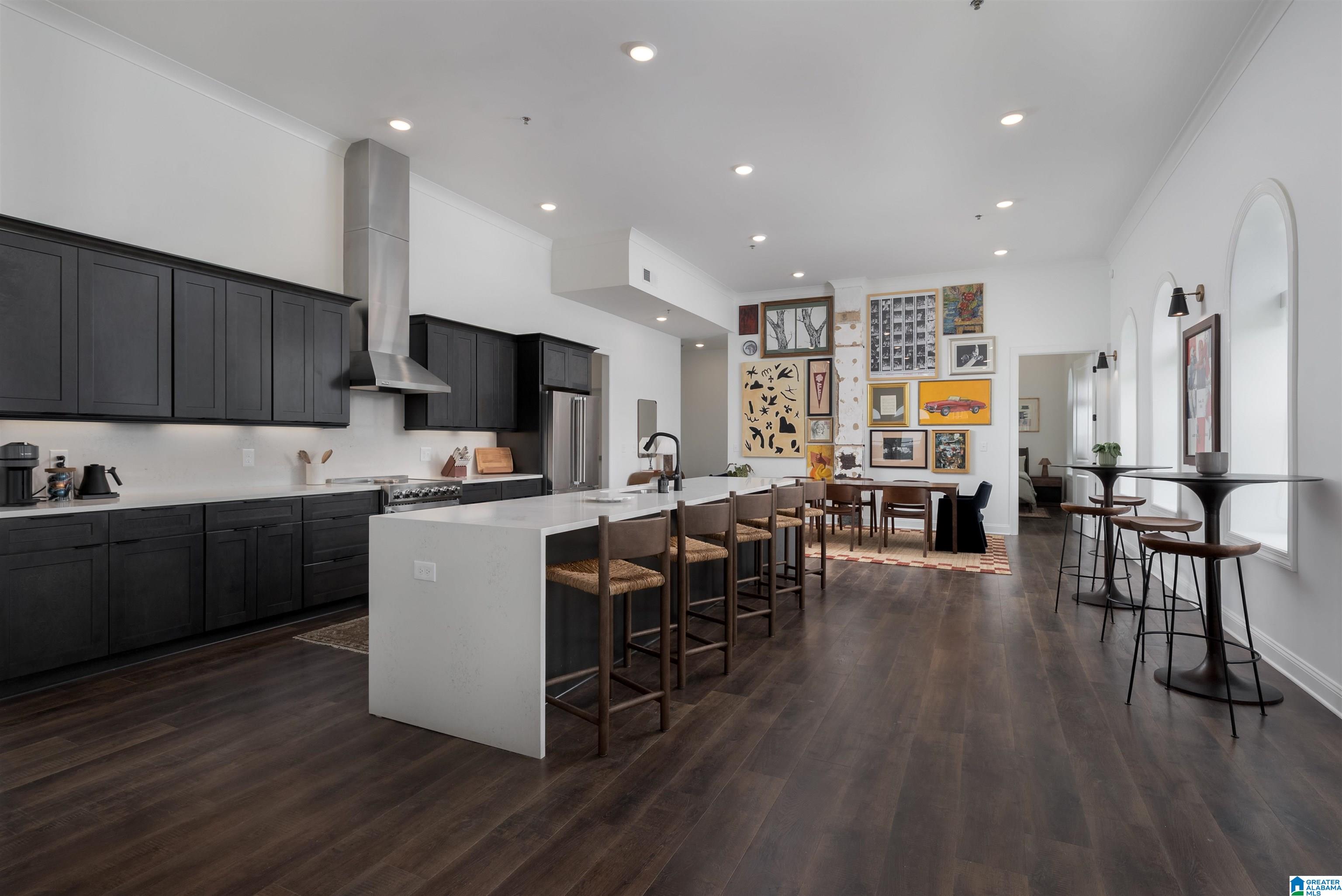 601 GREENSBORO AVENUE 700