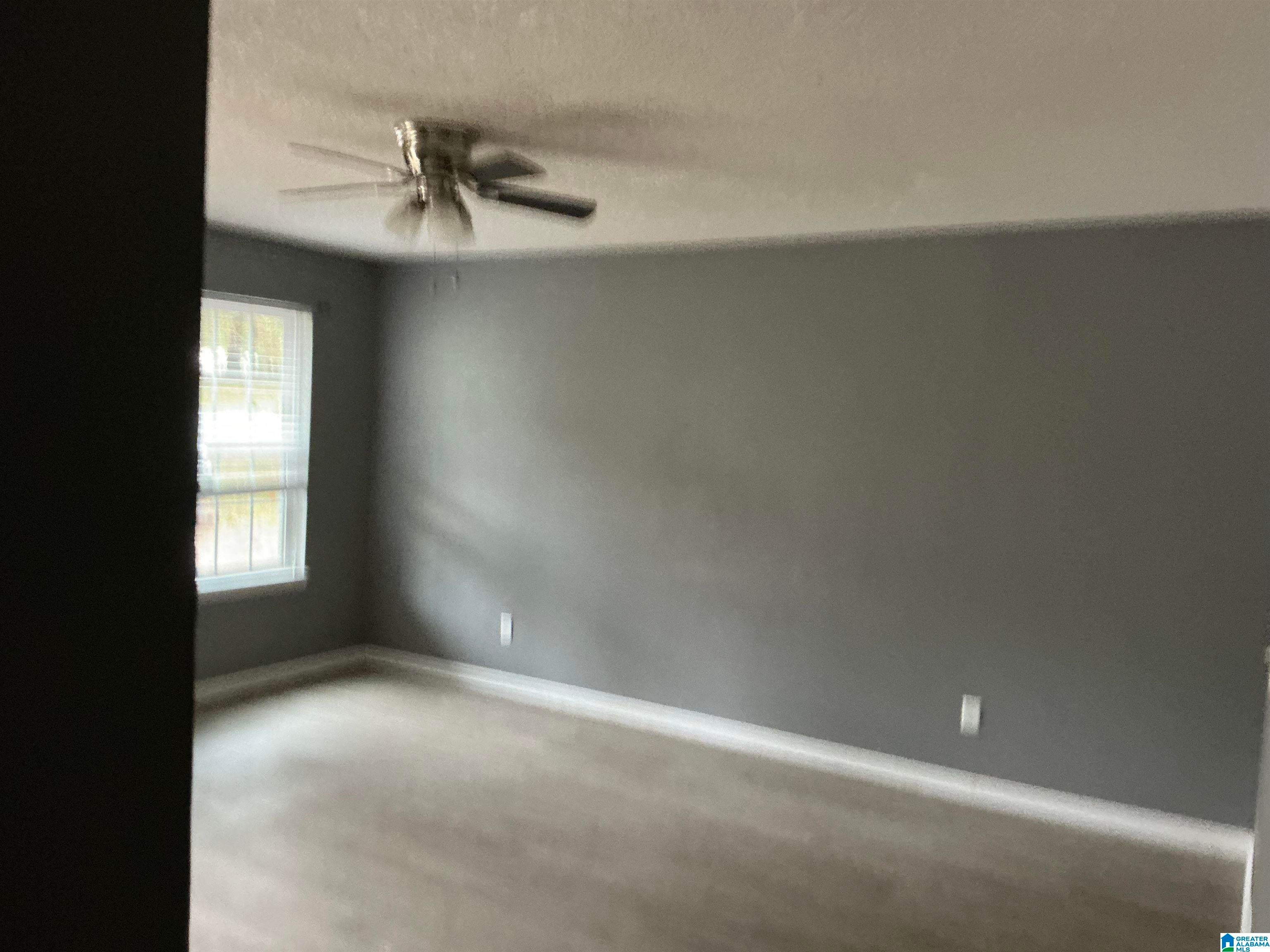 906 RIDGEWOOD DRIVE
