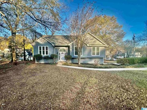 201 SHALIMAR CIRCLE ALABASTER AL 35007