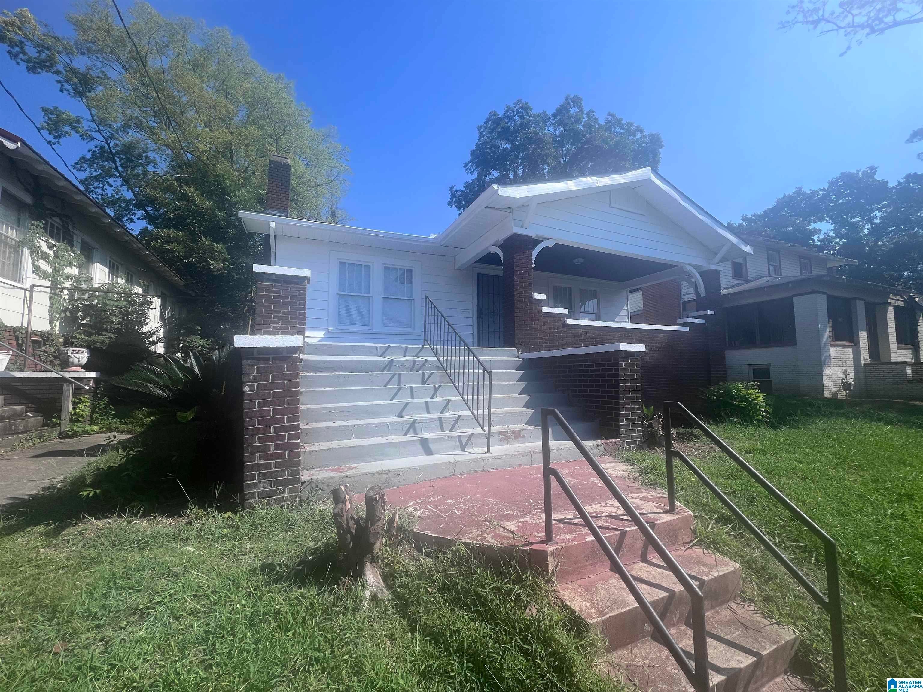 1114 7TH AVENUE W