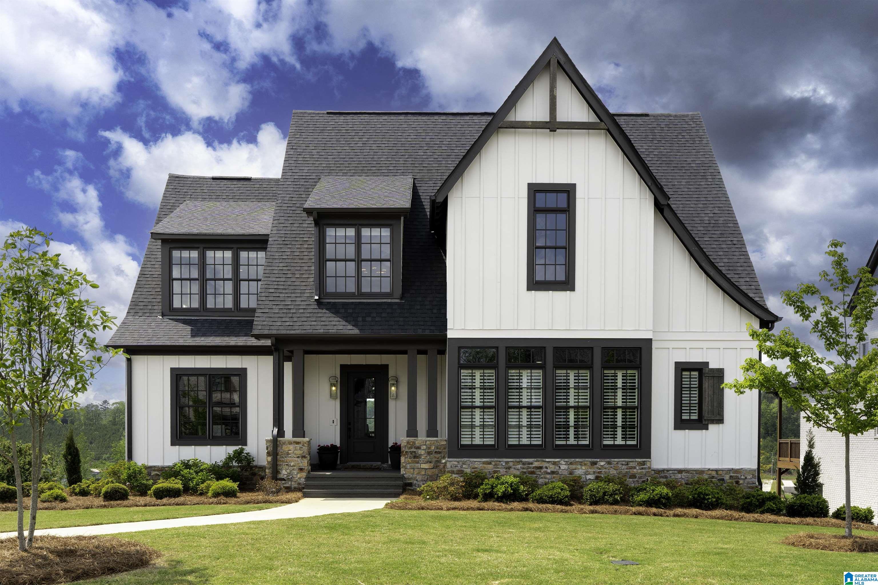 1904 BLACKRIDGE ROAD