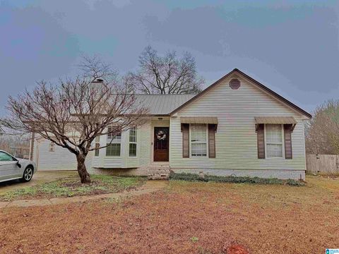 8425 LANEWOOD CIRCLE LEEDS AL 35094