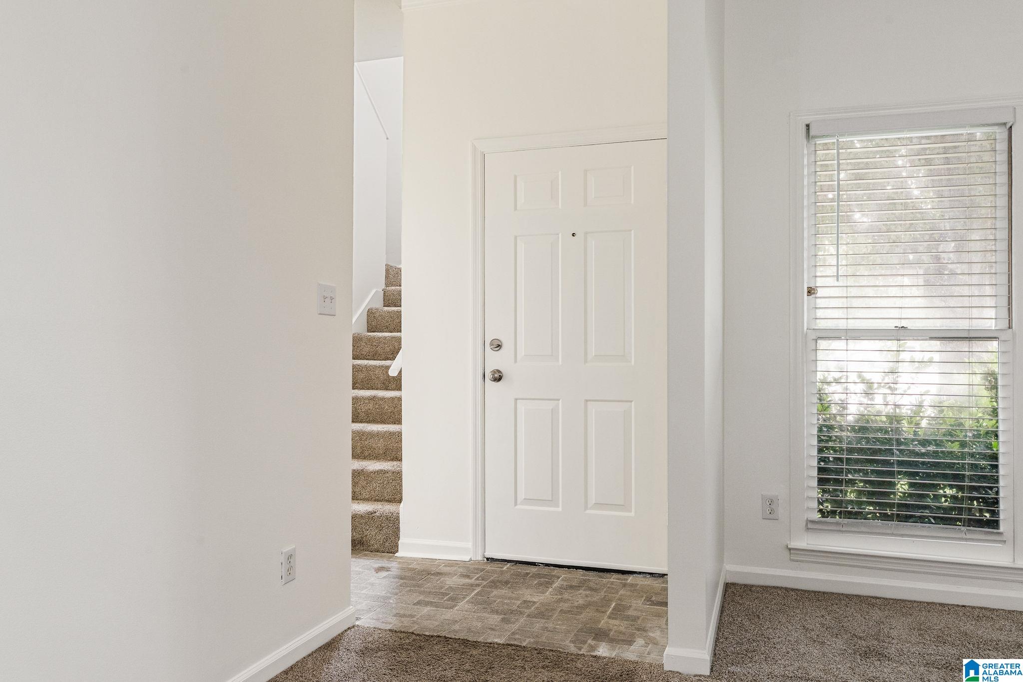 501 HILLSBORO LANE