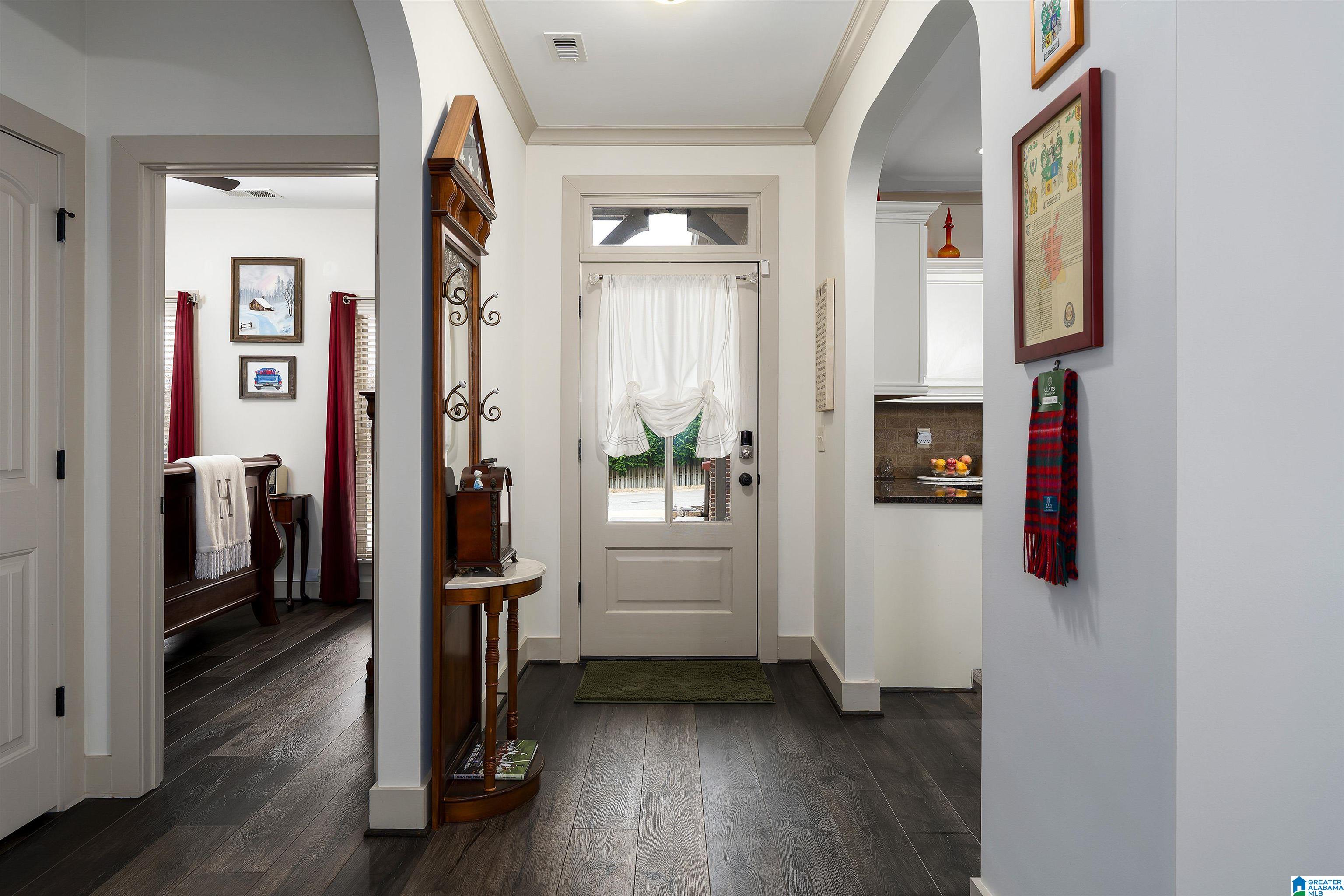 776 BAINBRIDGE COURT