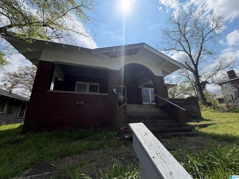 Photo of 1813 28th Street Ensley, BIRMINGHAM, AL 35218 (MLS # 21447968)