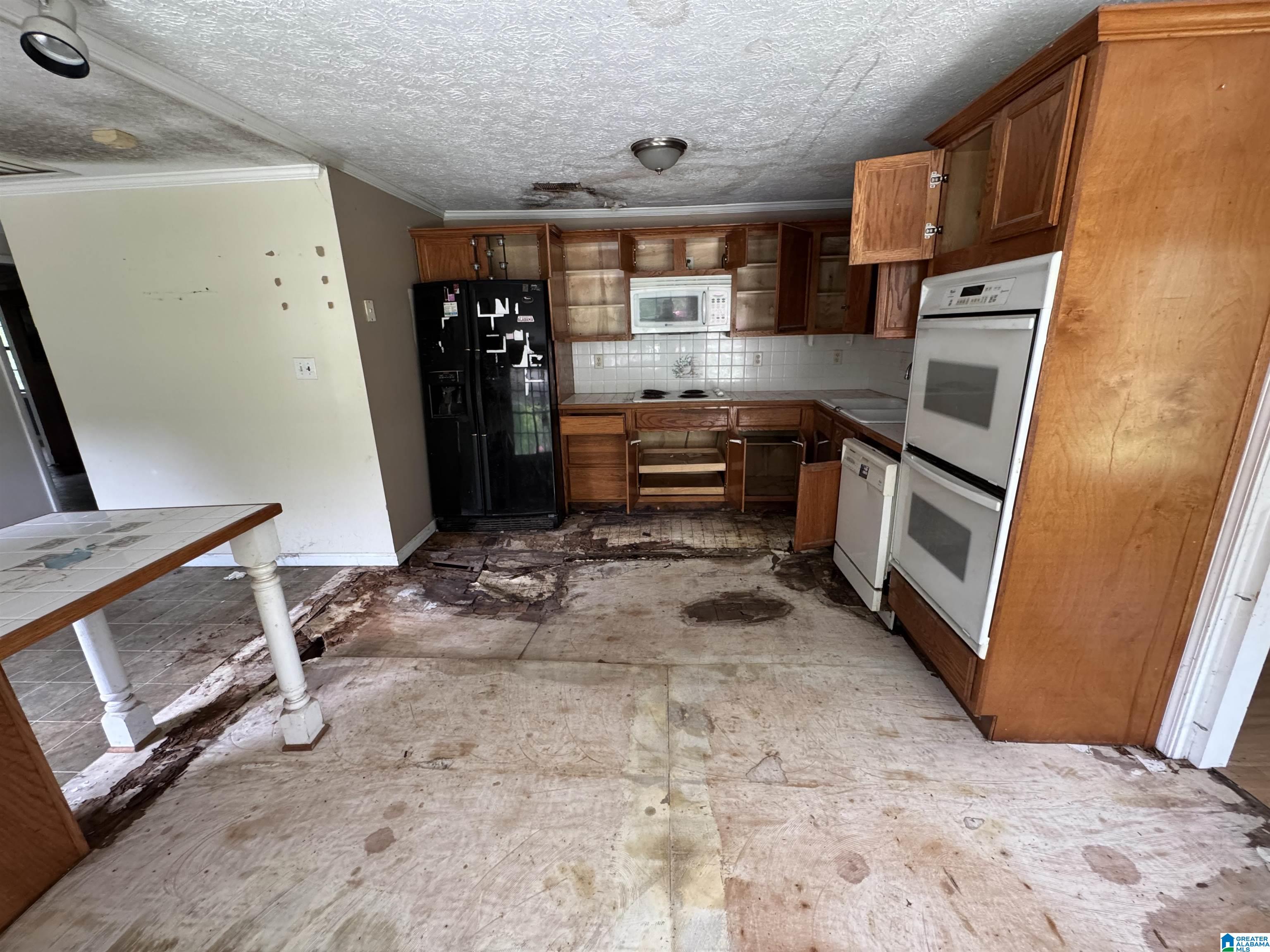 1175 FULTON GAP ROAD