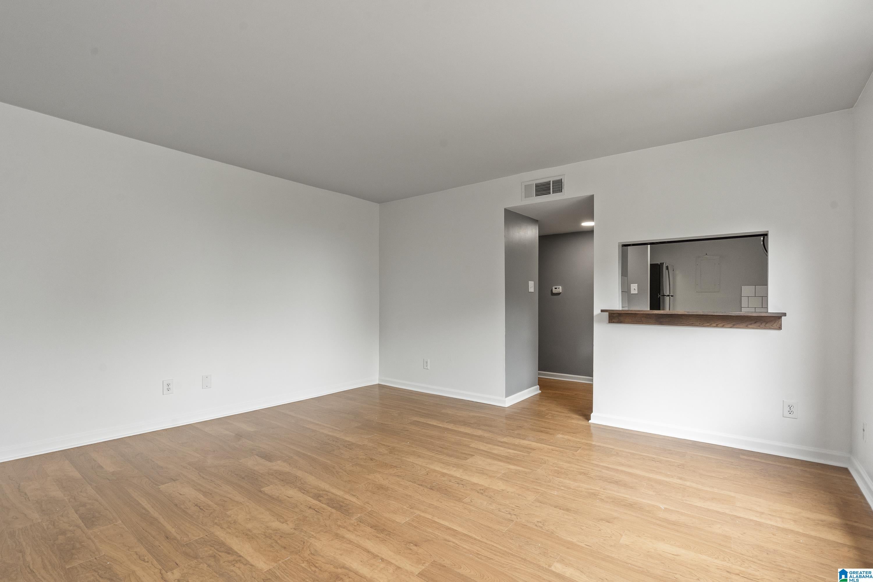 3350 ALTAMONT ROAD C5