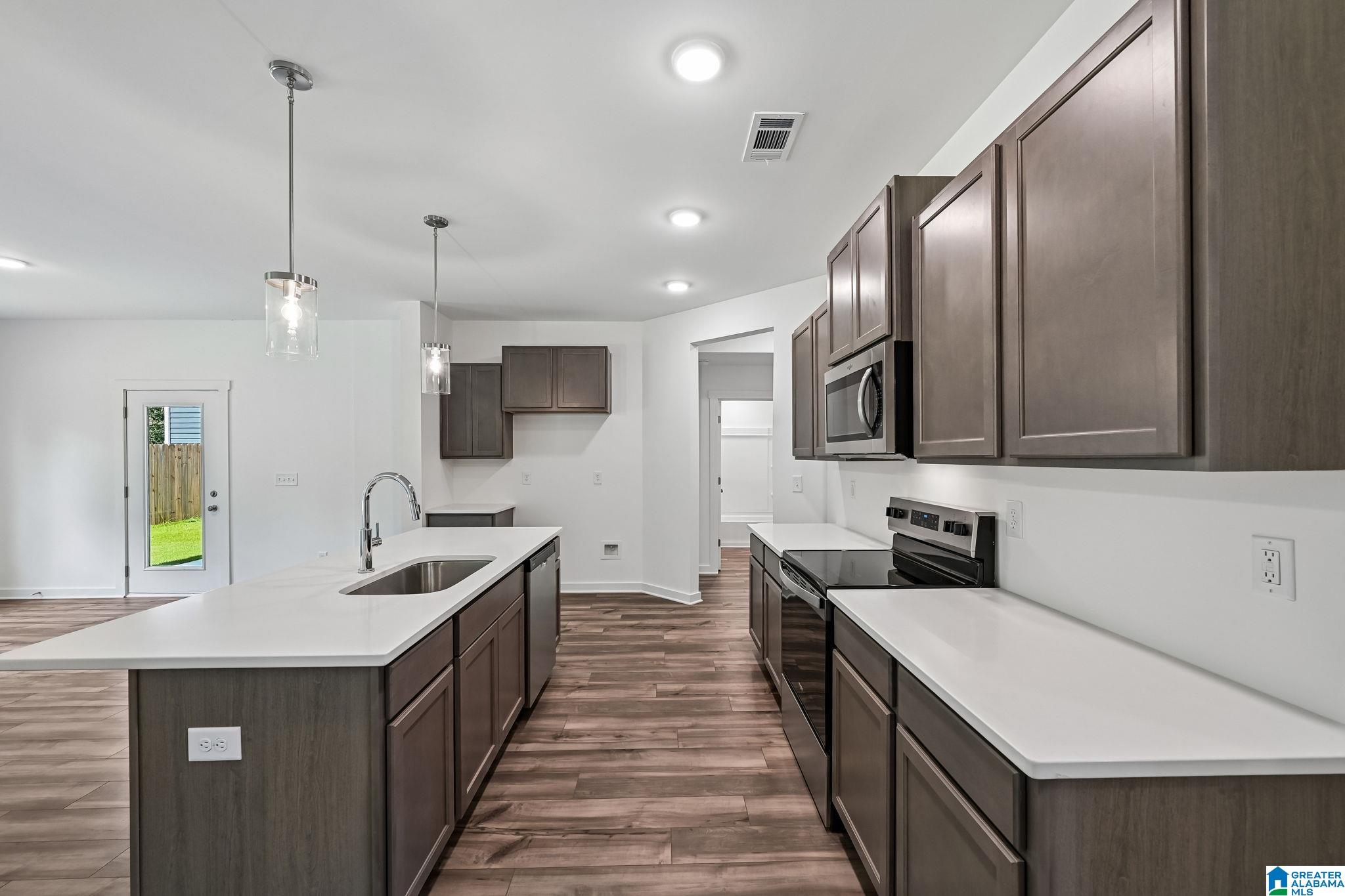 09886 ROSEVILLE PLACE