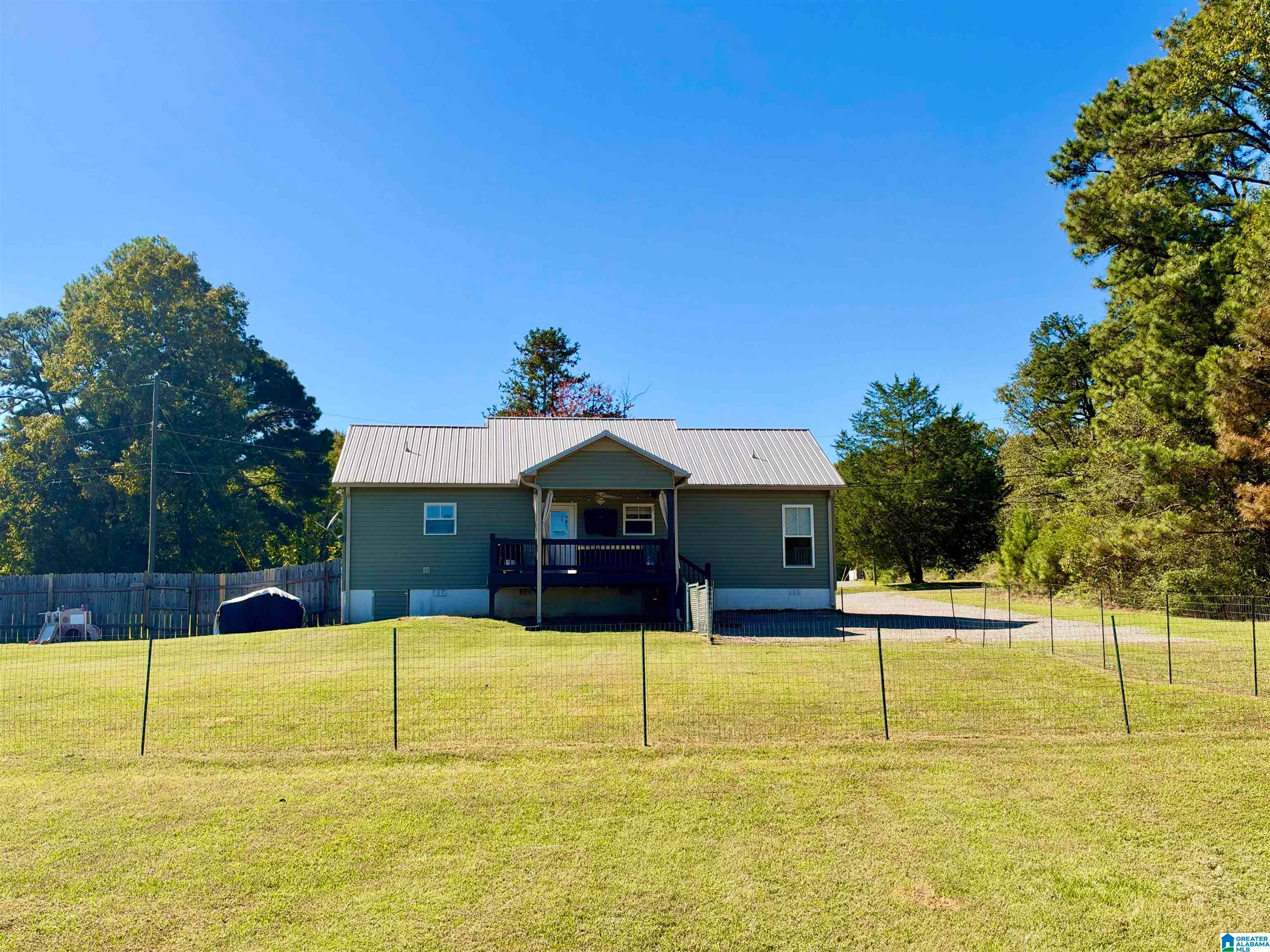 929 HOLT CIRCLE