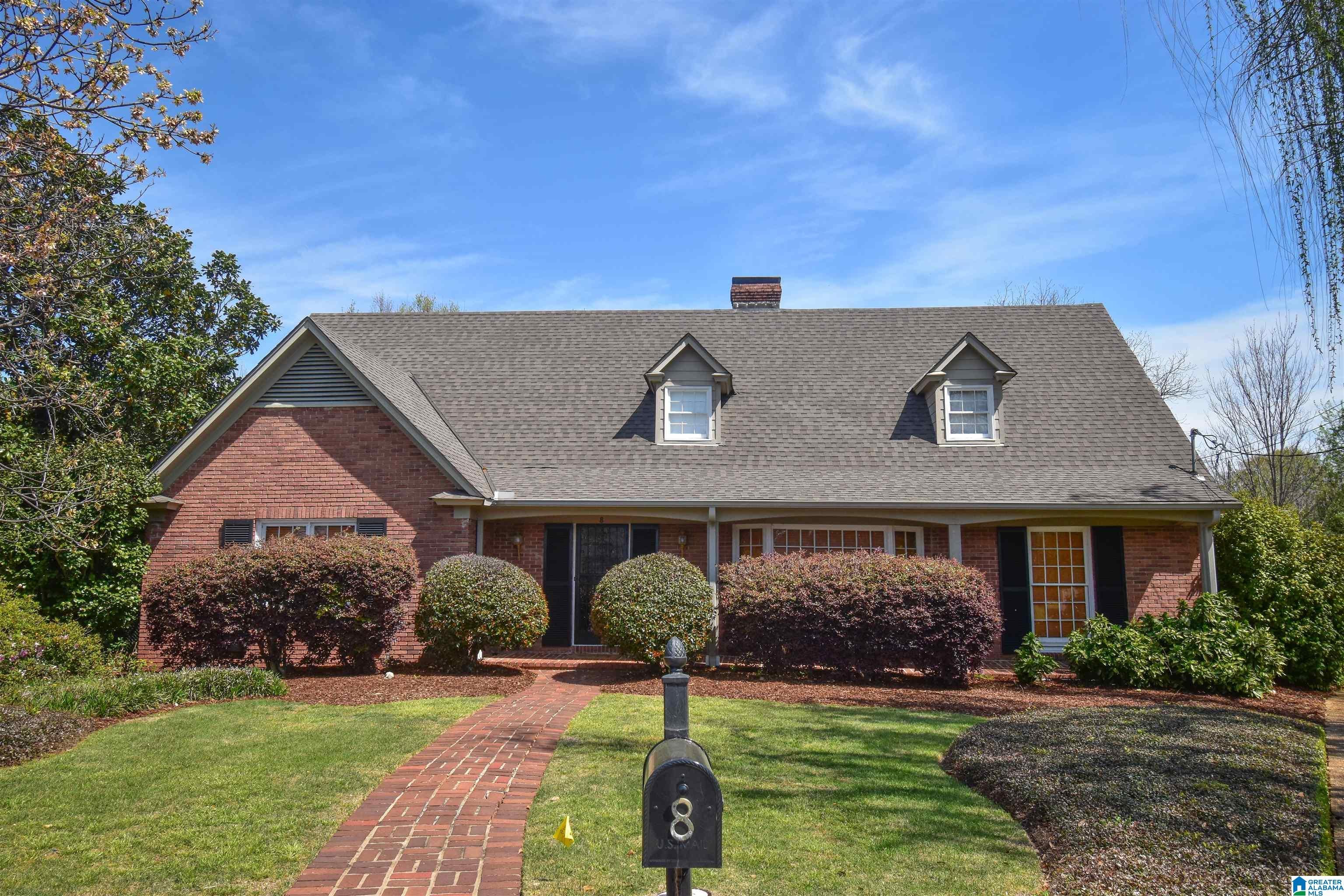 8 TERRIWOOD DRIVE