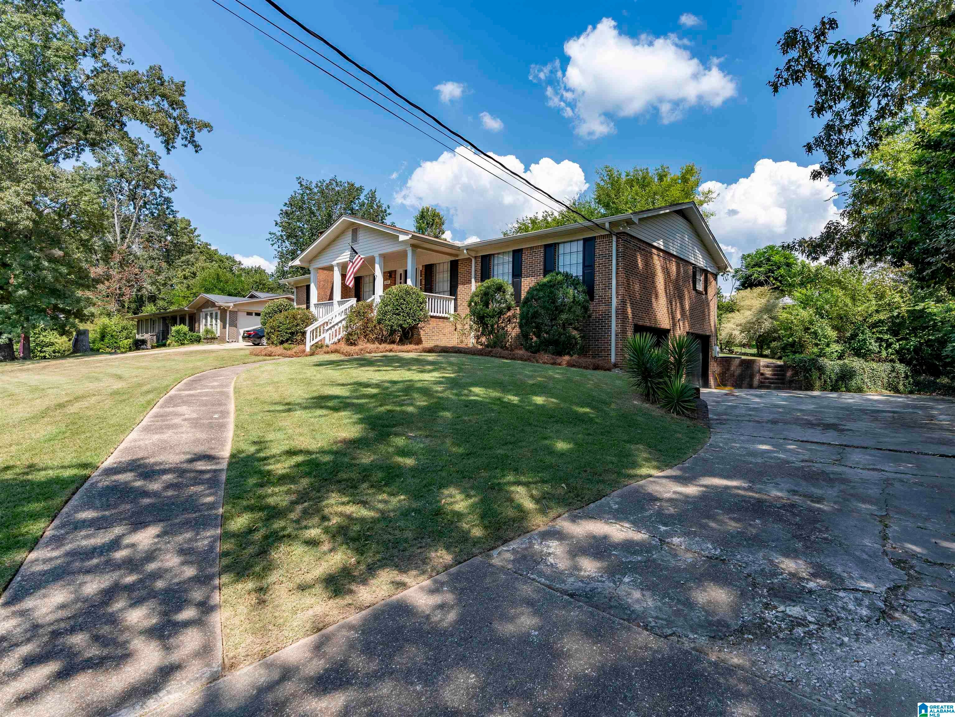 330 DONNA DRIVE