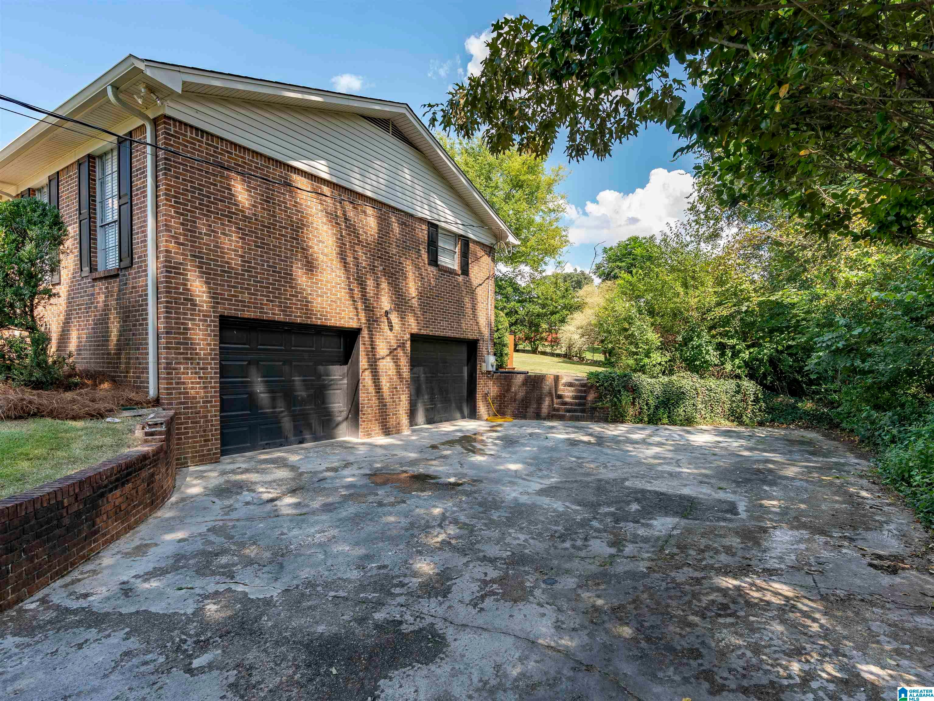 330 DONNA DRIVE