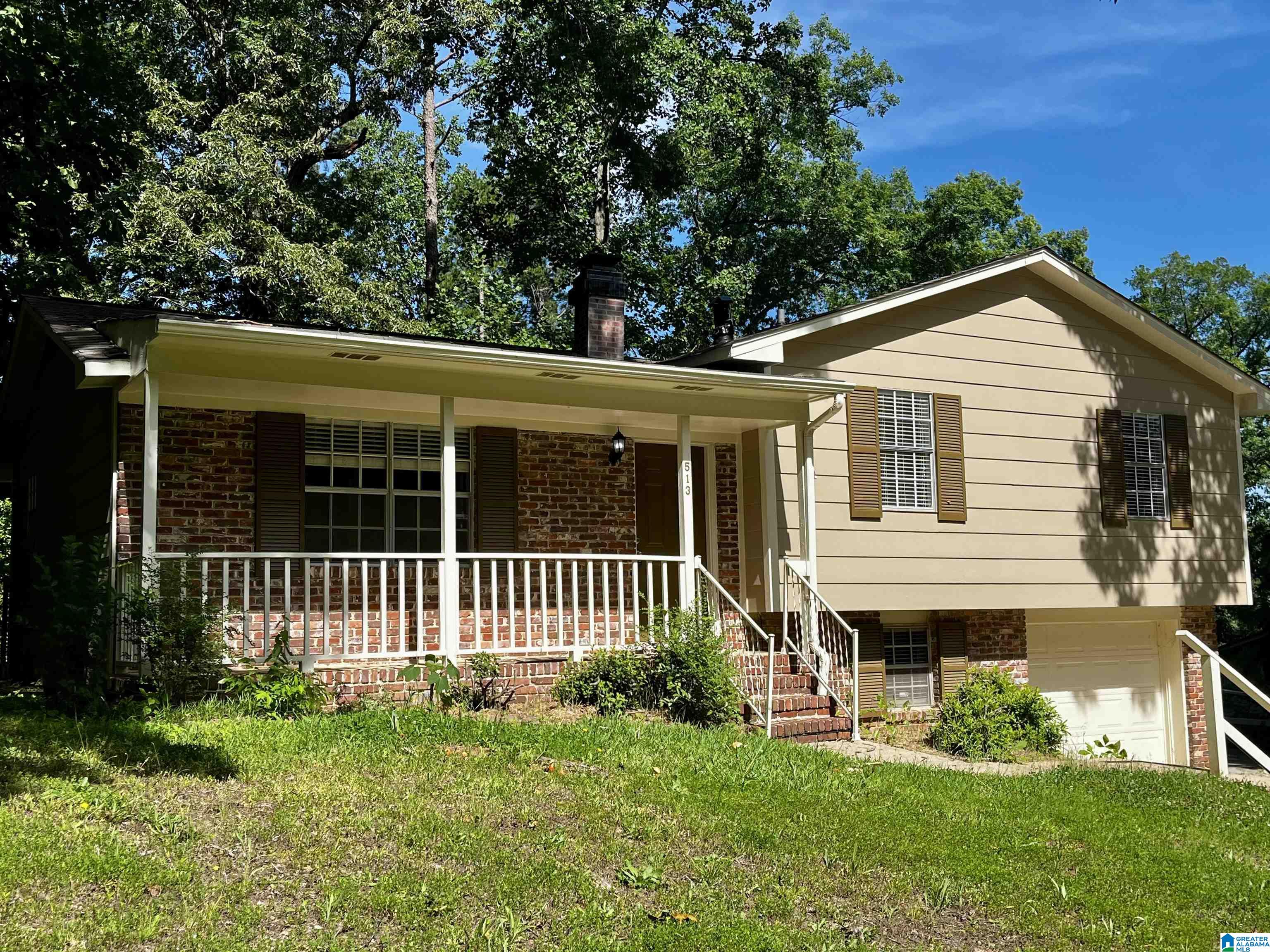 513 CONWAY LANE
