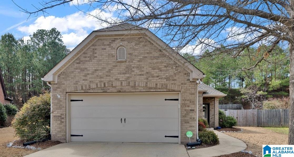 124 OXMOOR GLEN CIRCLE