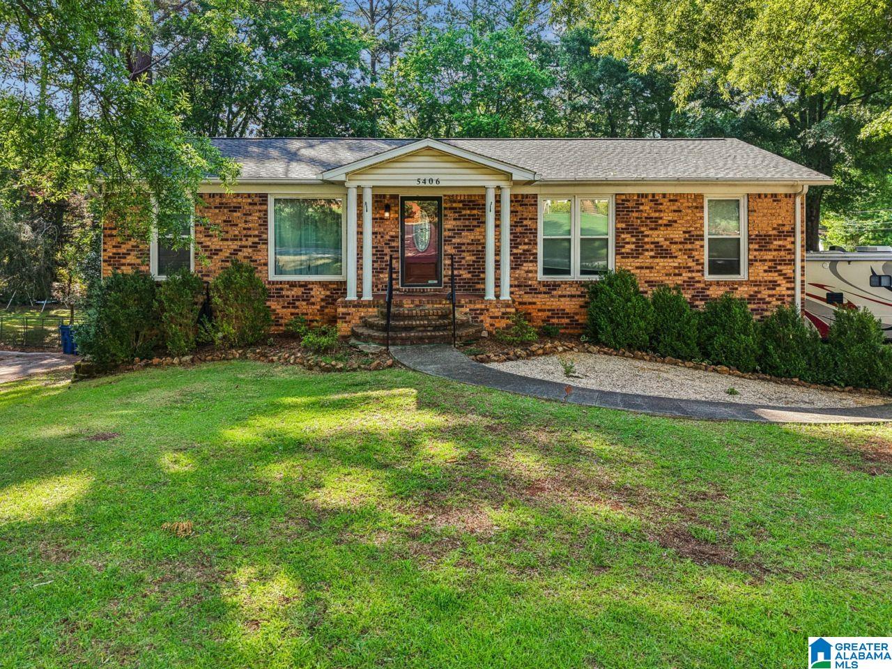 Photo 1 of 35 — 5406 JONI CIRCLE, PINSON, AL 35126