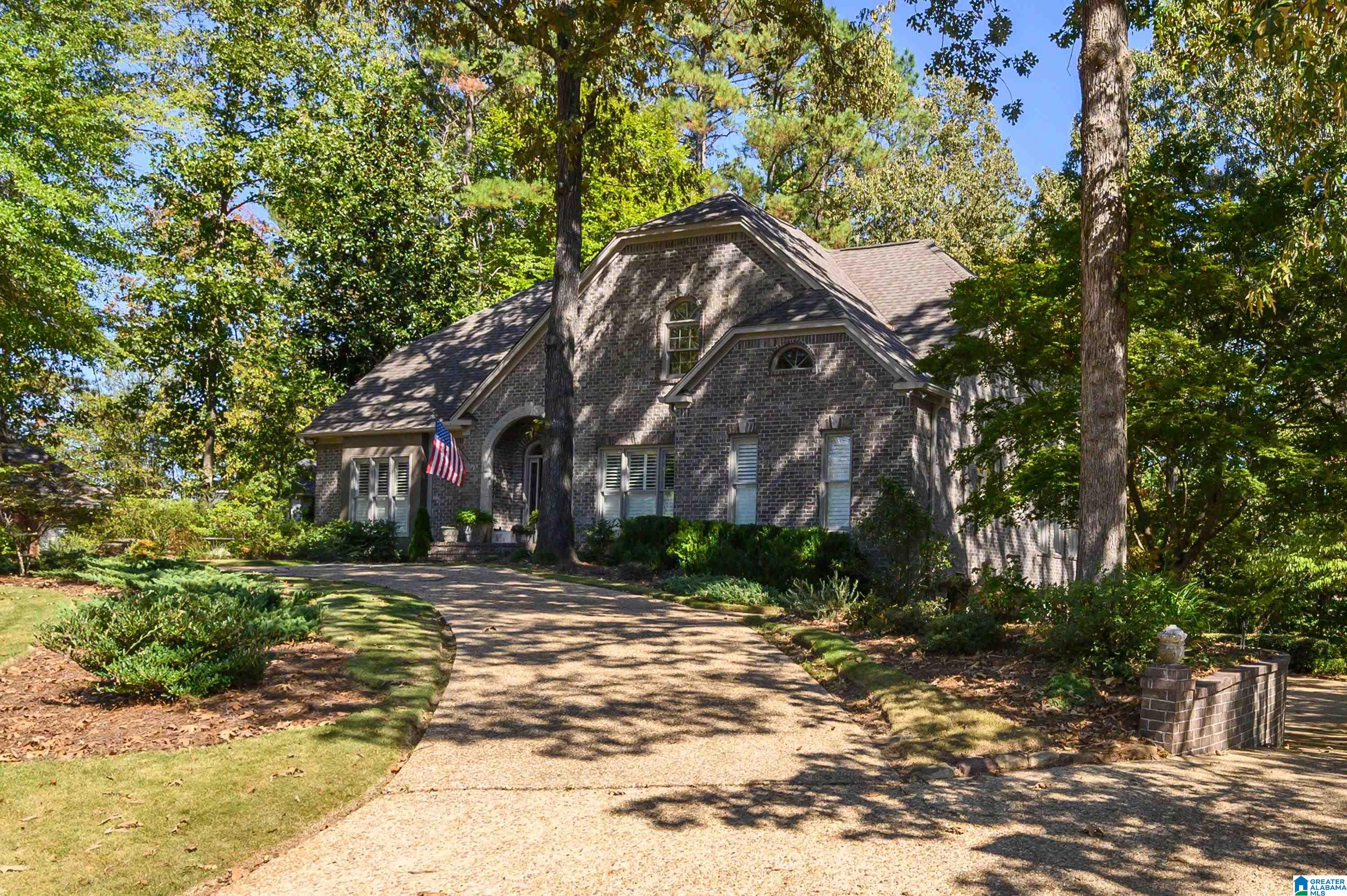 5113 TRACE CROSSINGS DRIVE