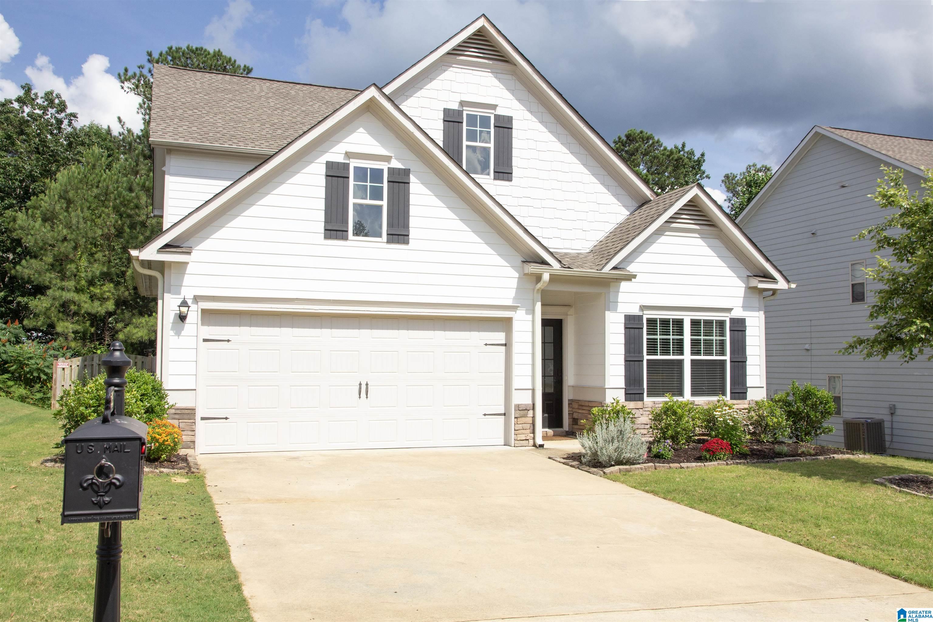 395 LAKERIDGE DRIVE