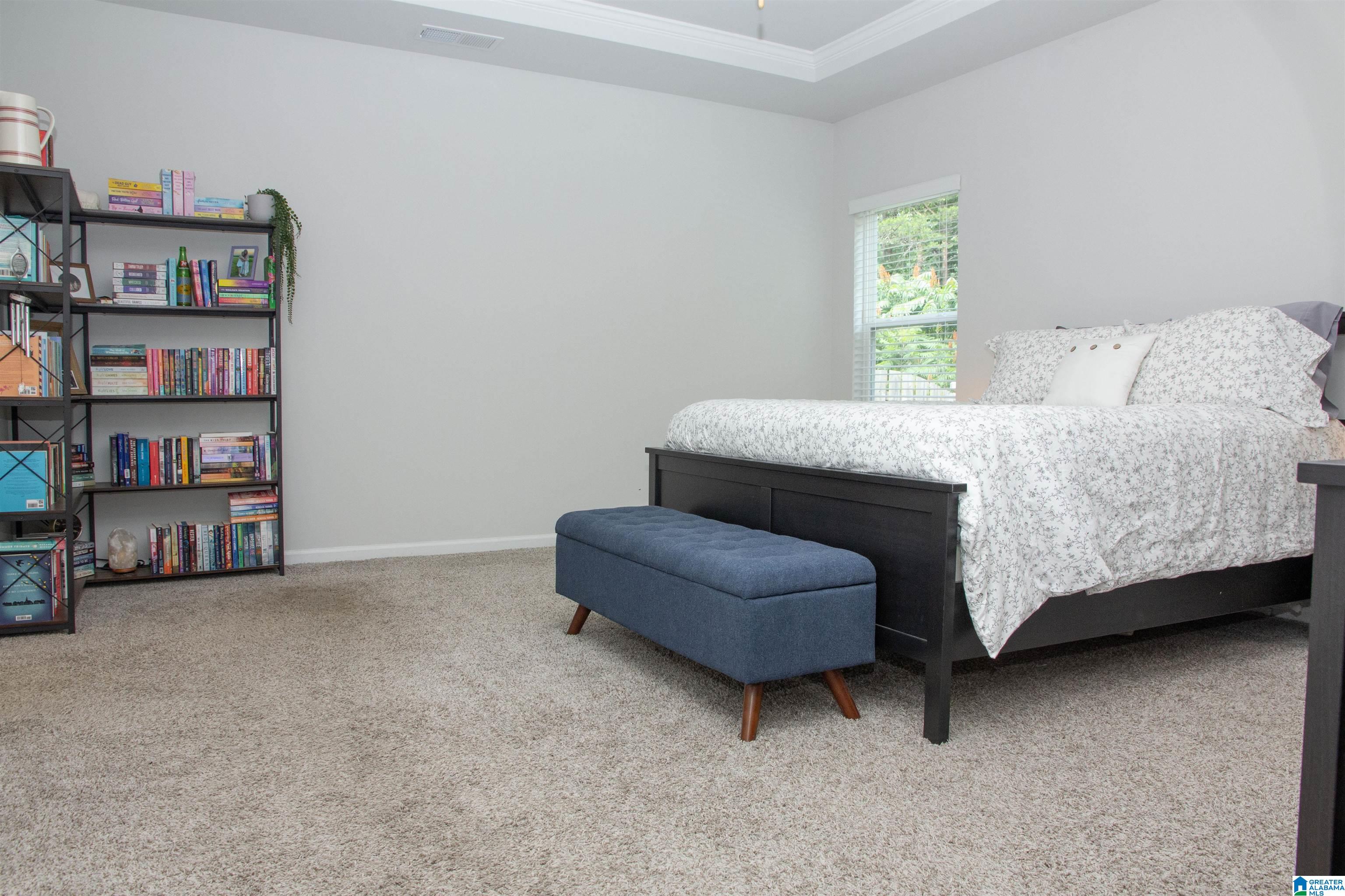 395 LAKERIDGE DRIVE