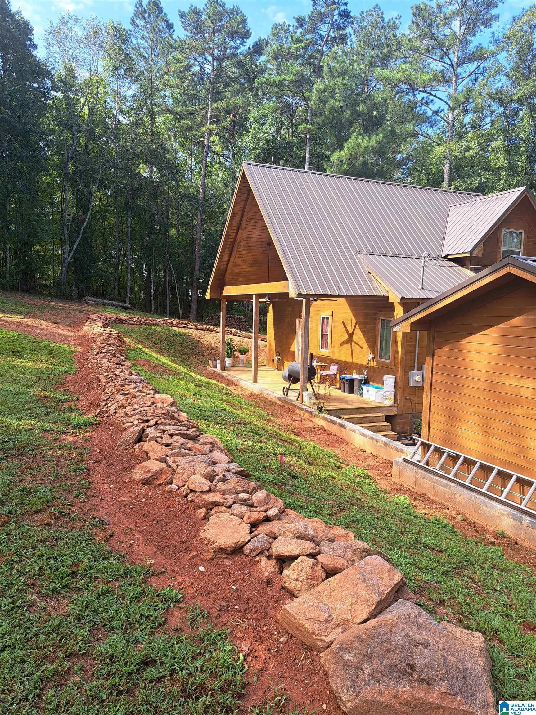 210 FOSTER COVE DRIVE