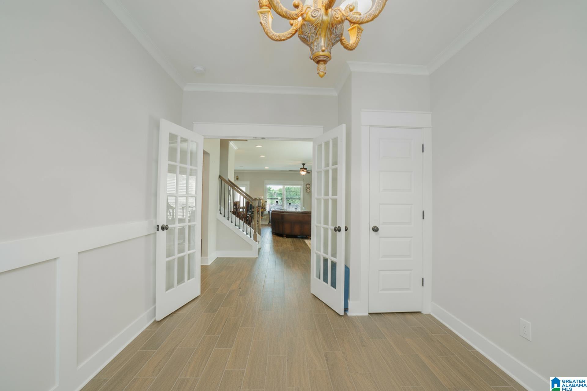 1355 WOODRIDGE PLACE