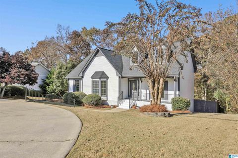 652 E OAK DRIVE TRUSSVILLE AL 35173